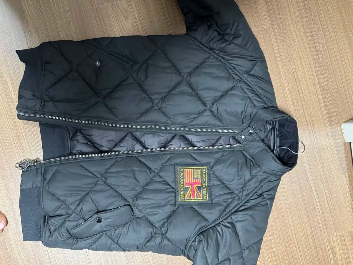 BARBOUR バブアー キルティング ジャケット 黒 S McQUEEN コラボ インターナショナル.