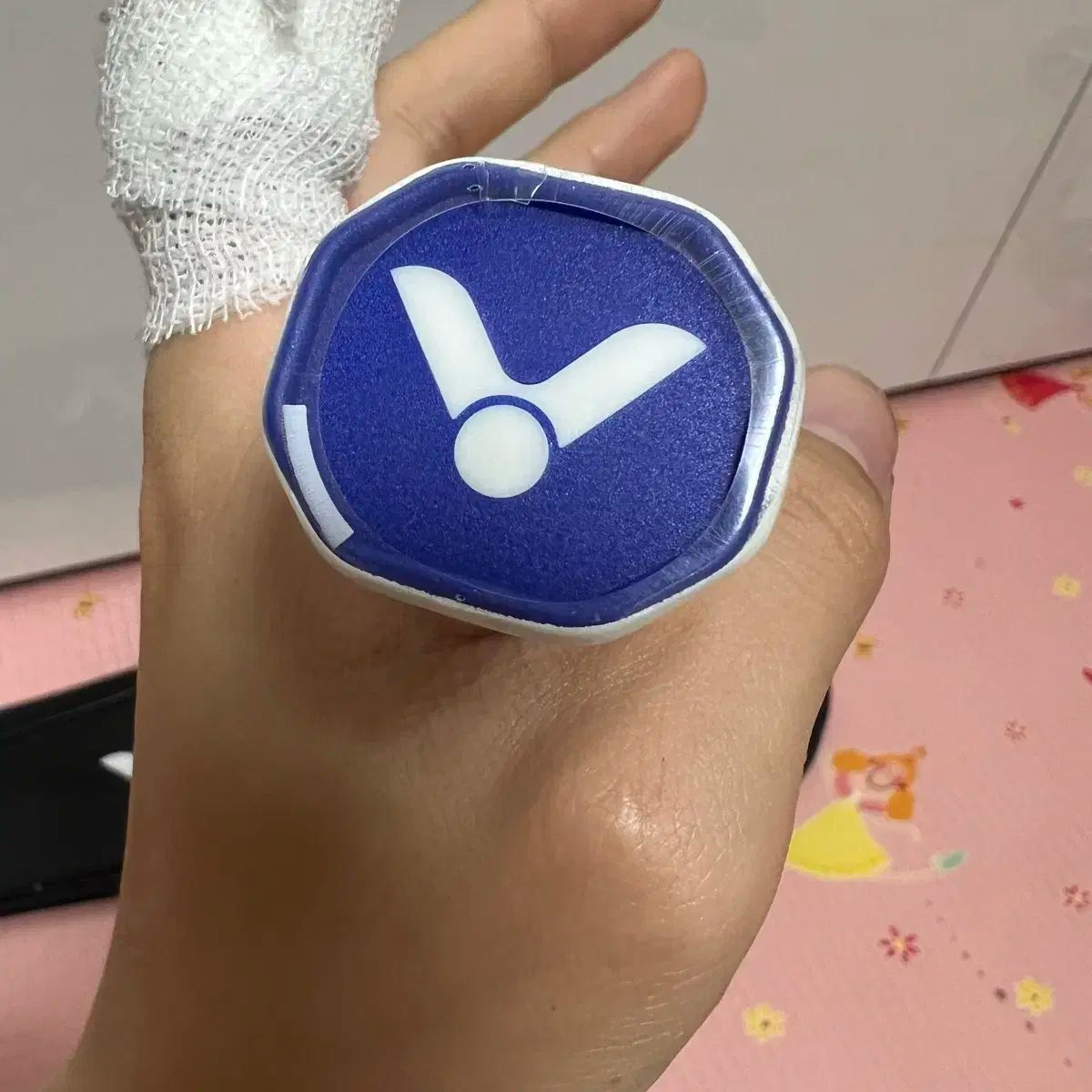 ビクター