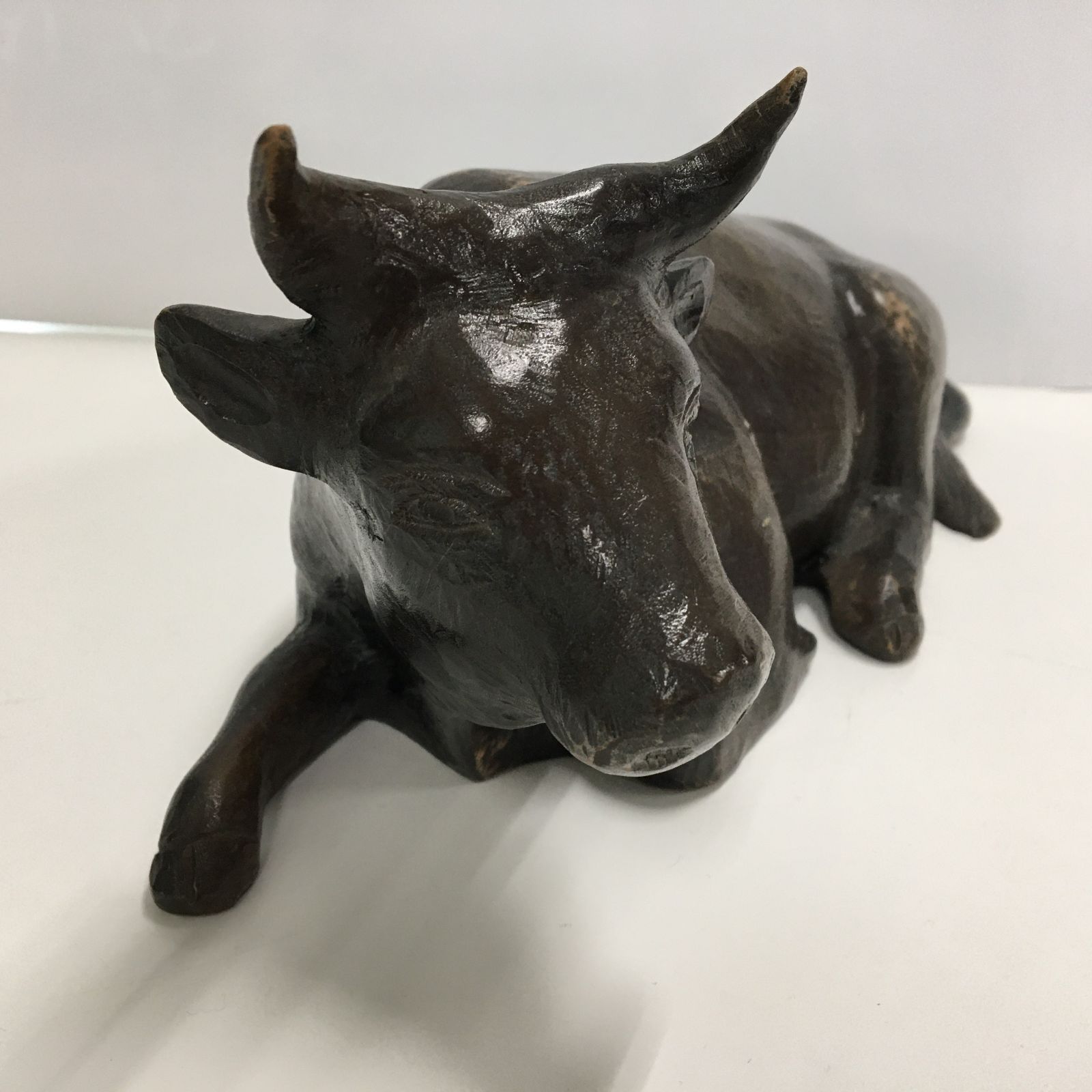 木製　牛の置物　丑のオブジェ　昭和レトロ