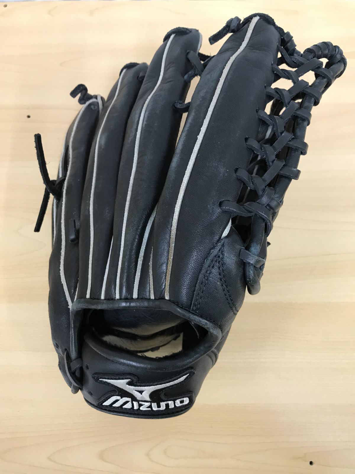 ミズノ 高橋由伸モデル 限定 Y字ウェブ Mizuno 外野用 軟式グ mizuno