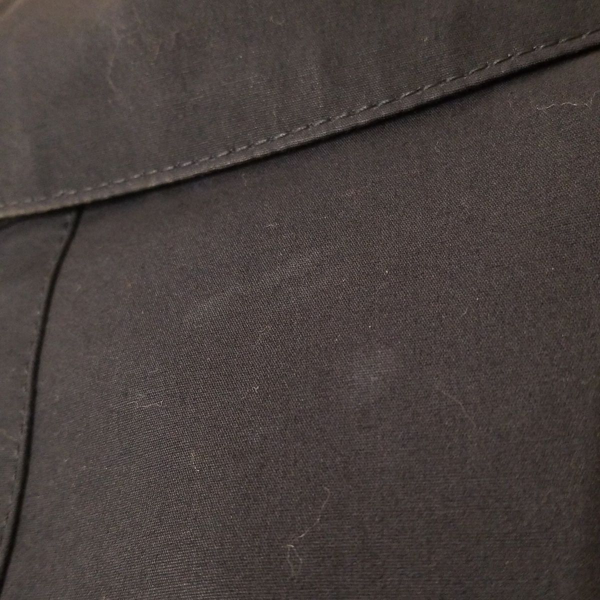 ダークネイビー