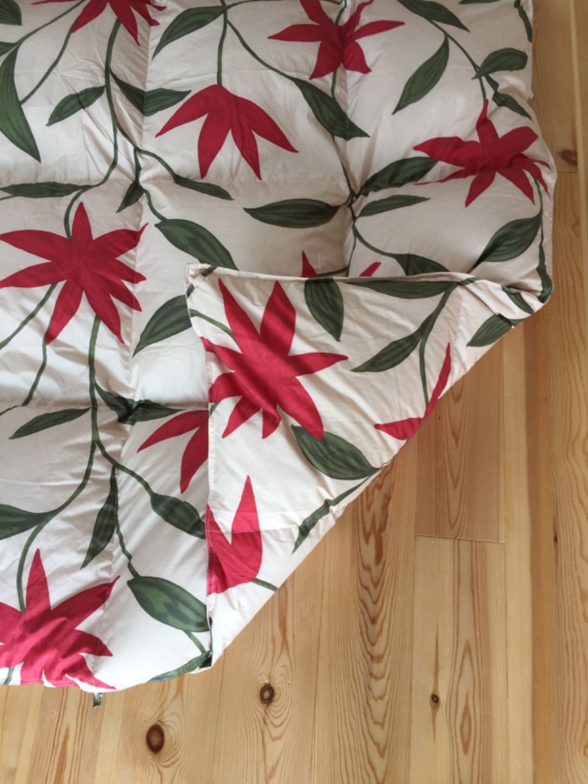 冬用【シビラ】羽毛布団シングル150×210 フローレス ベージュ