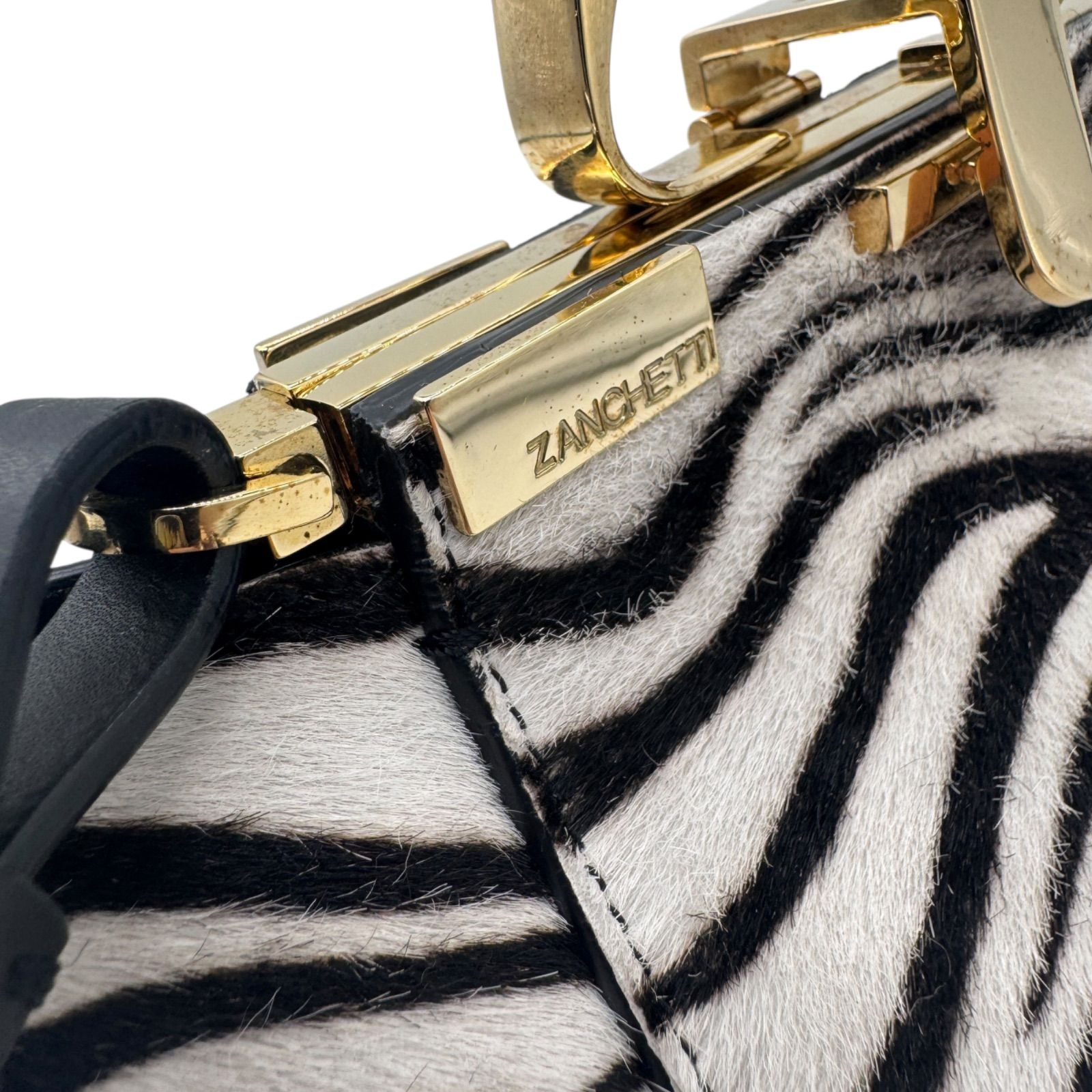 【ZANCHETTI】ゼブラ柄 2WAY ゴールドハンドル ショルダーバック ZANCHETTI】ゼブラ柄 2WAY ゴールドハンドル ショルダーバック