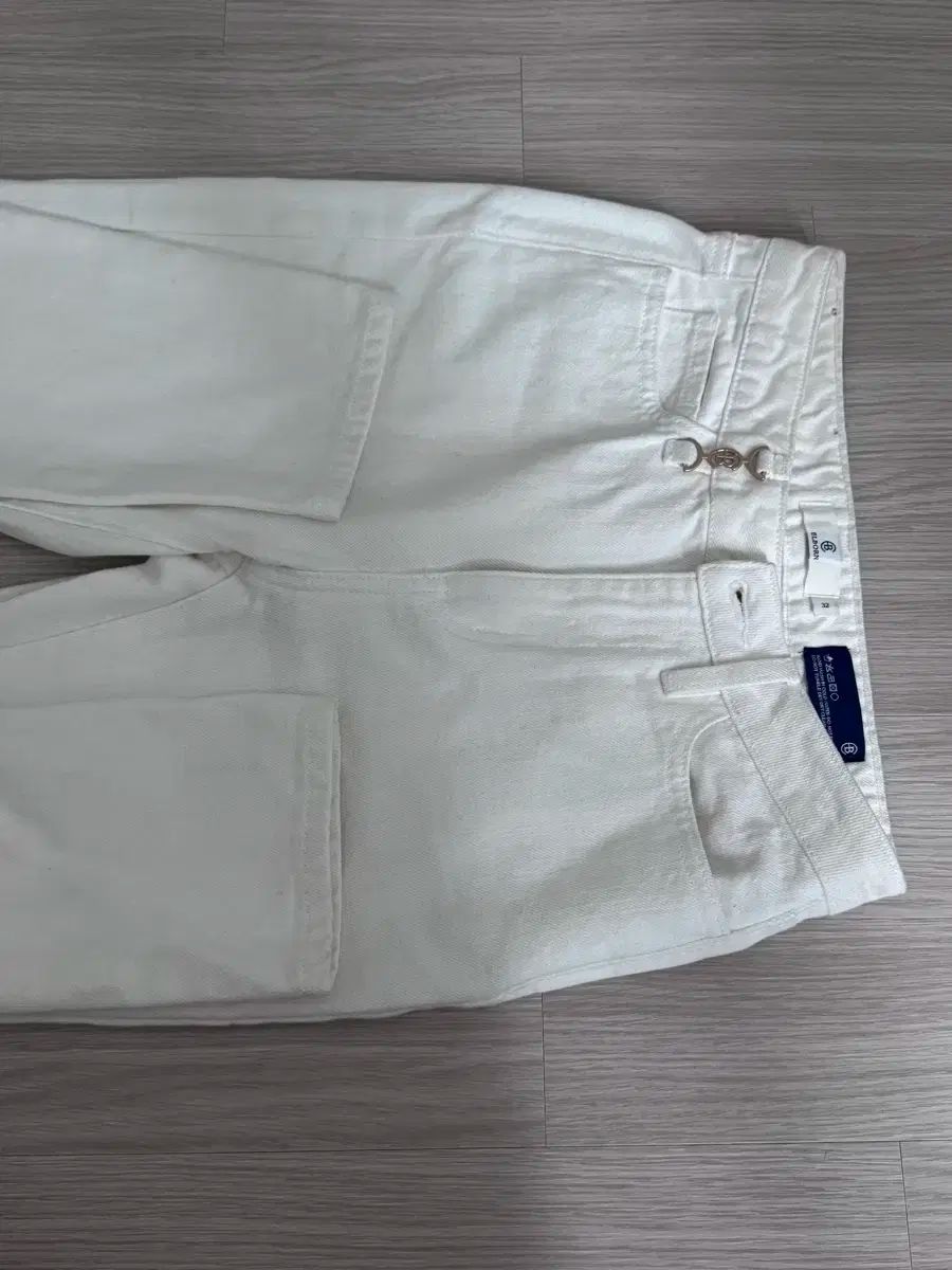 美品 HYKE ハイク DENIM WIDE LEG JEANS ボタンフライ タック ワイド  