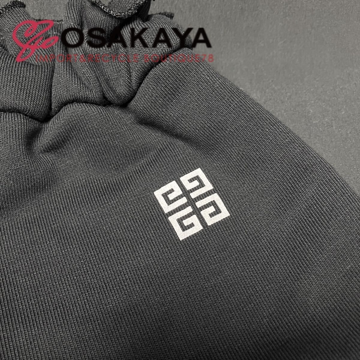 美品 GIVENCHY ショートパンツ キッズ ロゴ レディース ジバンシィ ジバンシー 本物 ハーフパンツ ゴム ロゴ 新日’78ビッグ·ファイト·シリーズ・パンフレット(佐山サトル·スタンプ入り)