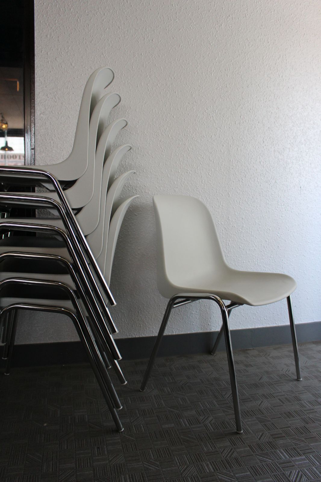 専用ページ 4脚セット価格 MOD ELENA スタッキングチェア MADE IN