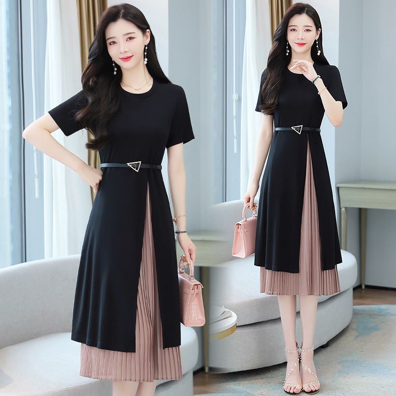 切替スリットワンピースエレガント ☆新品☆ カジュアルエレガンス、切り替えスリットプリーツ半袖