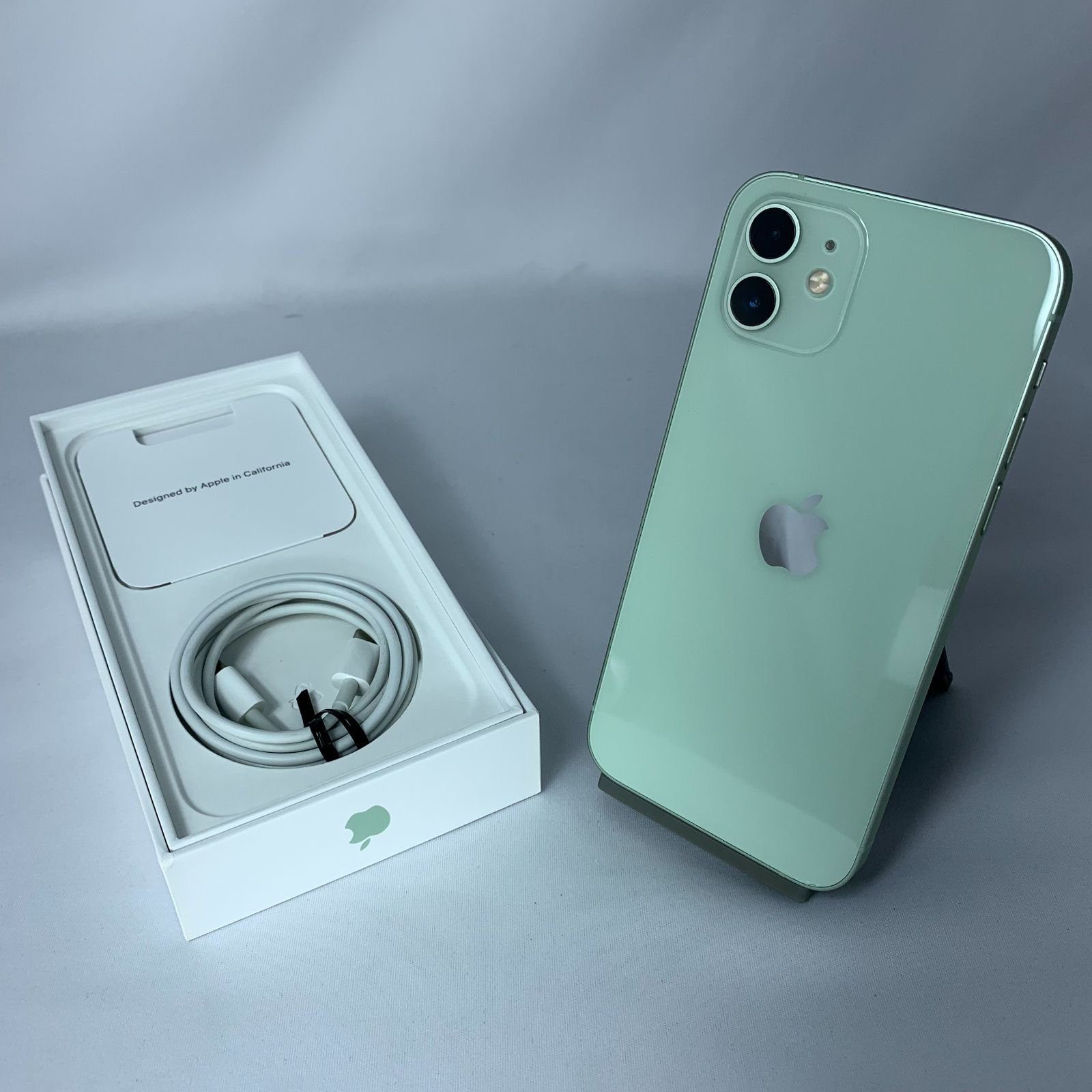 【中古・フレームキズ有・背面キズ有】iPhone 12 128GB  SIMロック解除済み