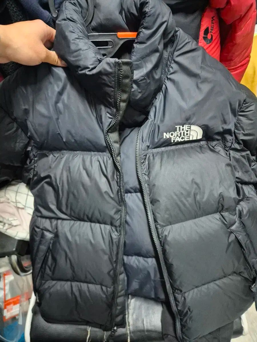 【雷市場（ポンジャン）商品韓国直送】 Ecco(エコー) Nuptse(ヌプシ) m95