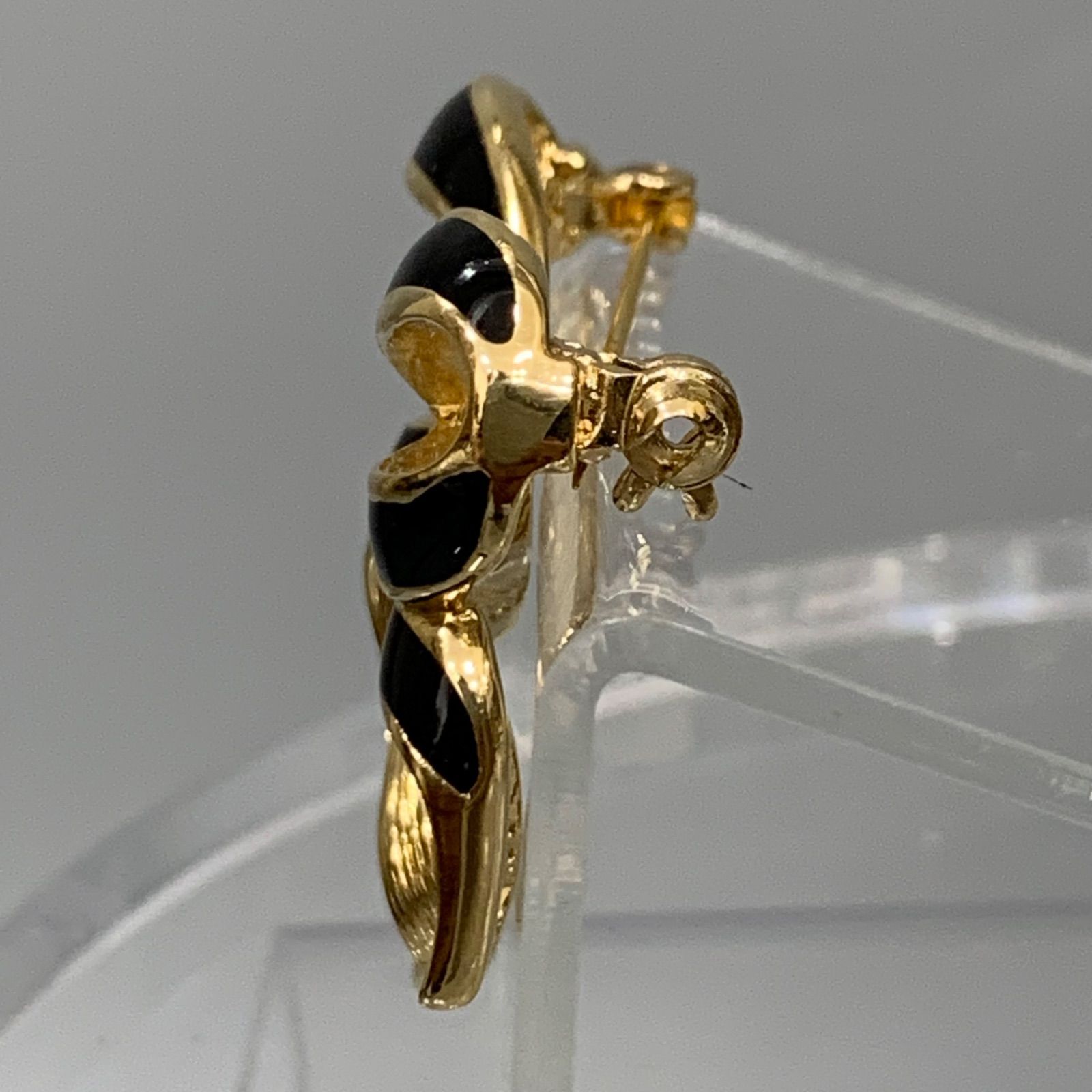 ♡極美品♡ Christian Dior ディオール ブローチ リボン ゴールド ♡極美品♡ Christian Dior ディオール ブローチ リボン ゴールド