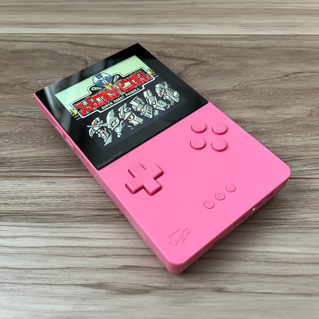Analogue Pocket, ケース付き ゲームボーイ互換機「Analogue Pocket」