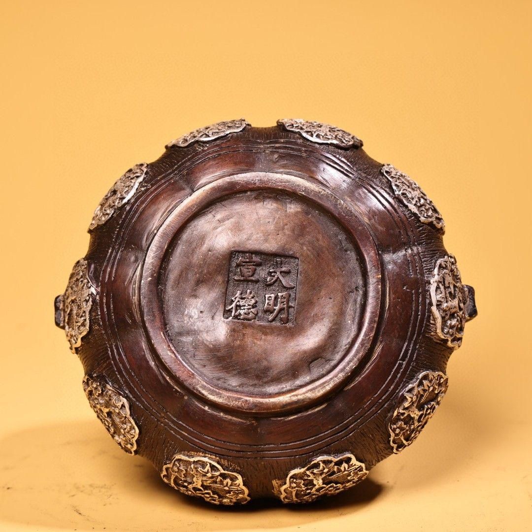 銅 細工 高浮彫鏨刻銀温手炉 香炉 提梁炉 香道具 装飾品 工芸品 置物 銅 細工 高浮彫鏨刻銀温手炉 香炉 提梁炉 香道具 装飾品 工芸品