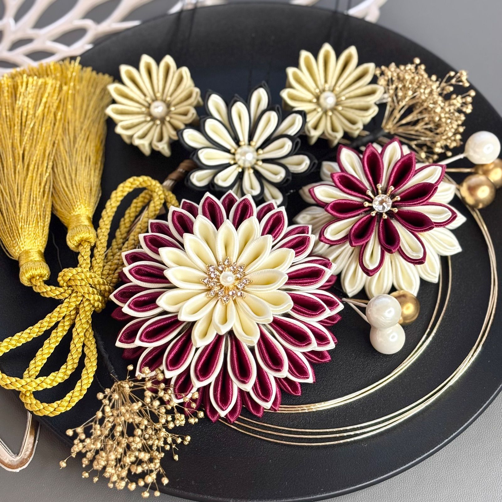 成人式髪飾り 結婚式髪飾り|ウエディング ヘッドドレス ヘッドパーツ 卒業式 色打掛 サテンつまみ細工 ワイン