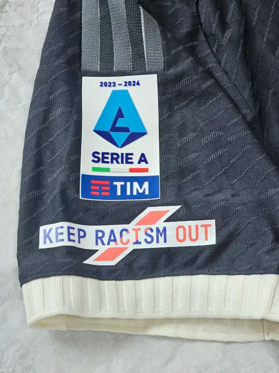 品質保証で、高速配送！ ユヴェントス 23 24 サード 球団 実支給品 5 ロカテッリ