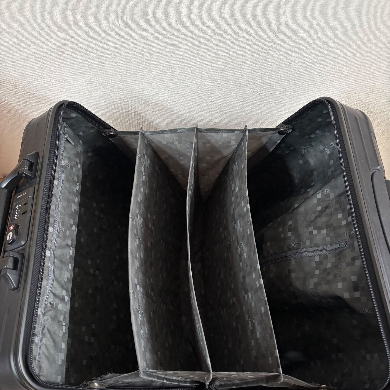 美品 RIMOWA SALSA BUSINESS TROLLEY 25L-27L リモワ サルサ ビジネス