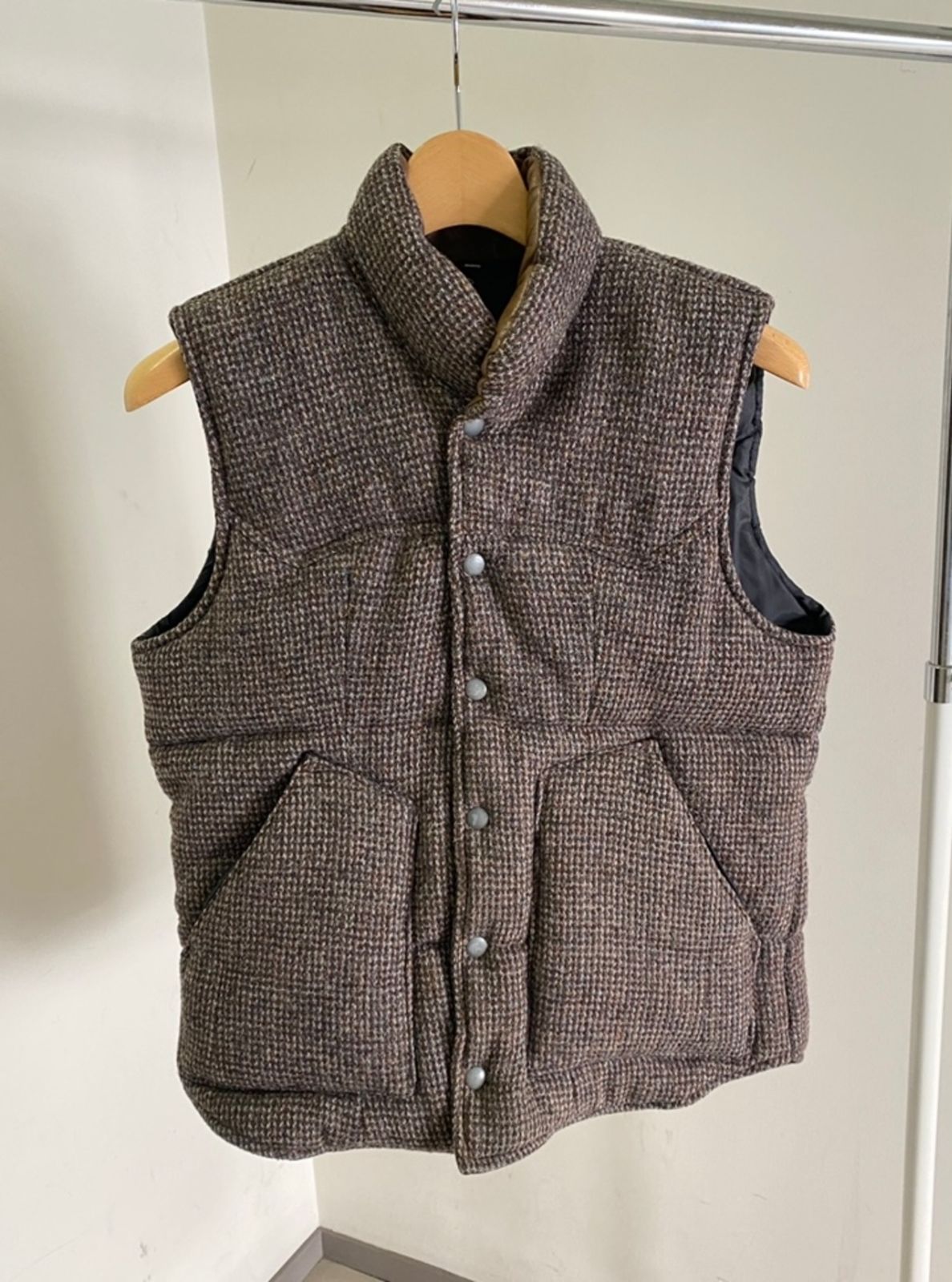 HARRIS TWEED◇レザーヨーク/ダウンベスト/ウール/ベージュ
