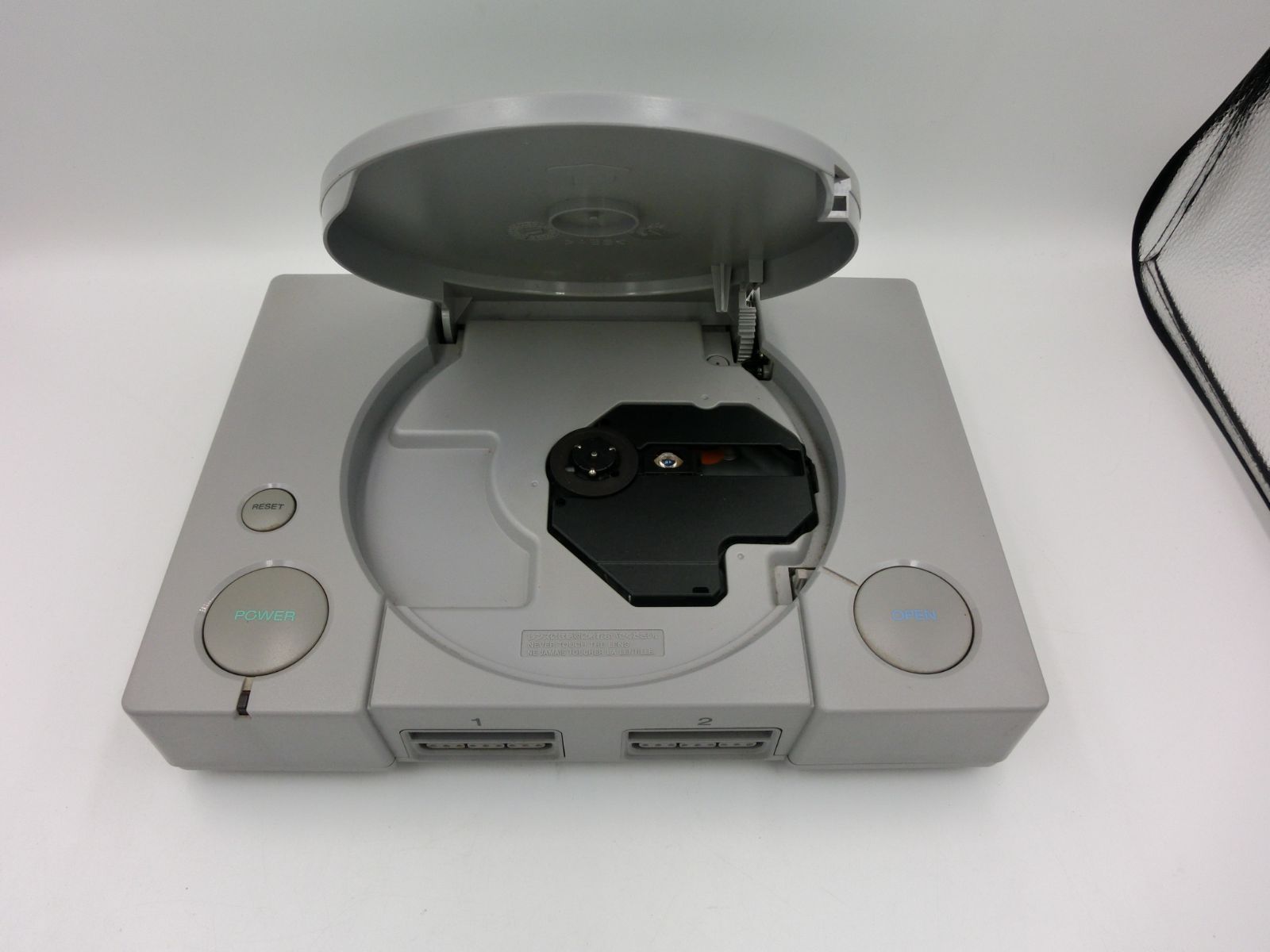 TAKA44-22】☆SONY PlayStation プレイステーション 本体