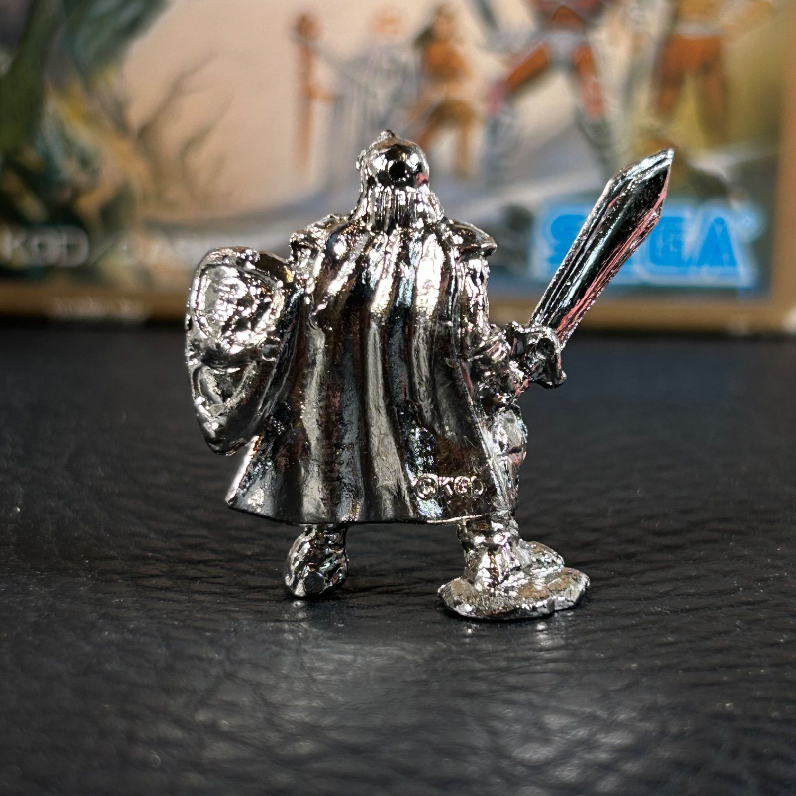 完品 覇邪の封印 キャラクターフィギュア ＆ マップ付 ゴールド