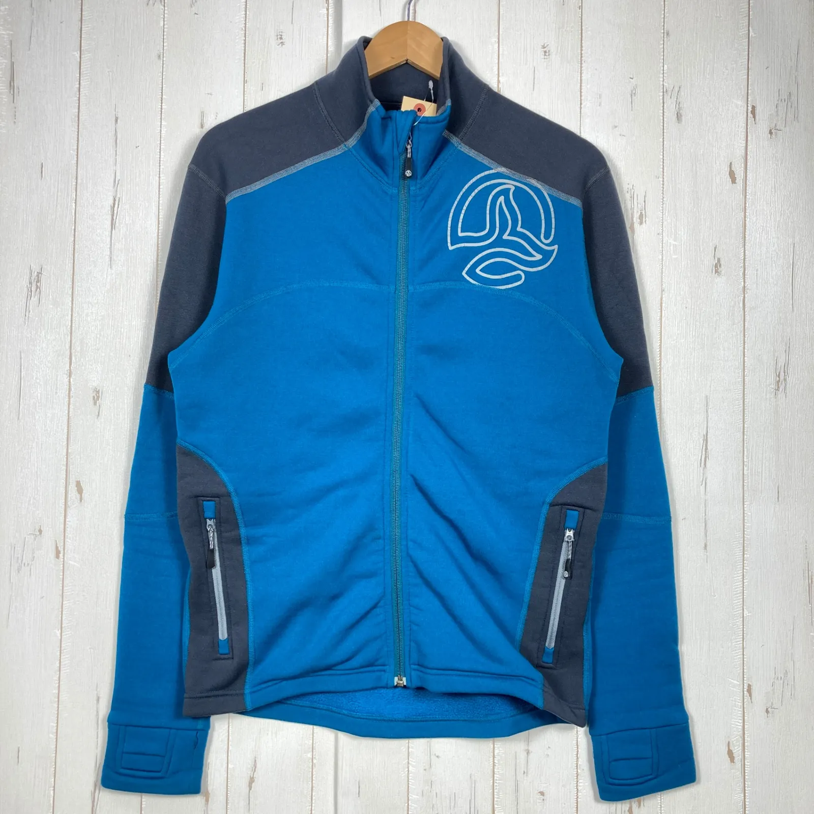 2025年最新】TERNUA フリースの人気アイテム - メルカリ