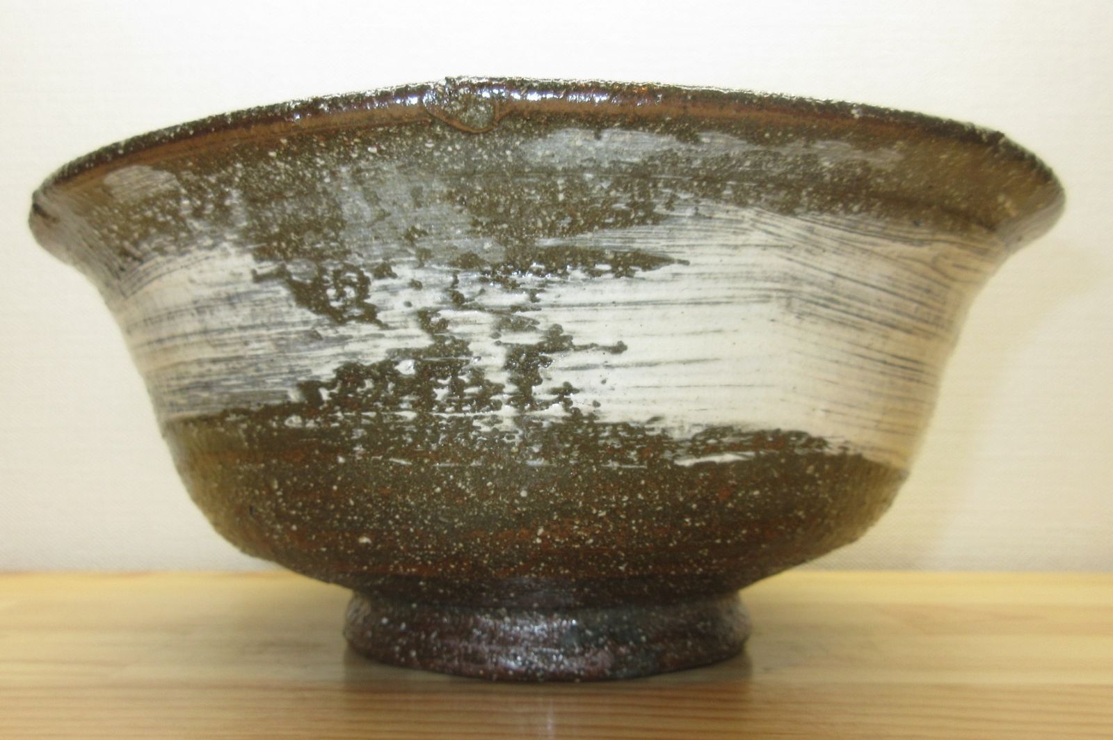 逢絢亭 茶道具 菓子鉢 信楽焼 刷毛目模様 末広形 森岡嘉祥 共箱入り