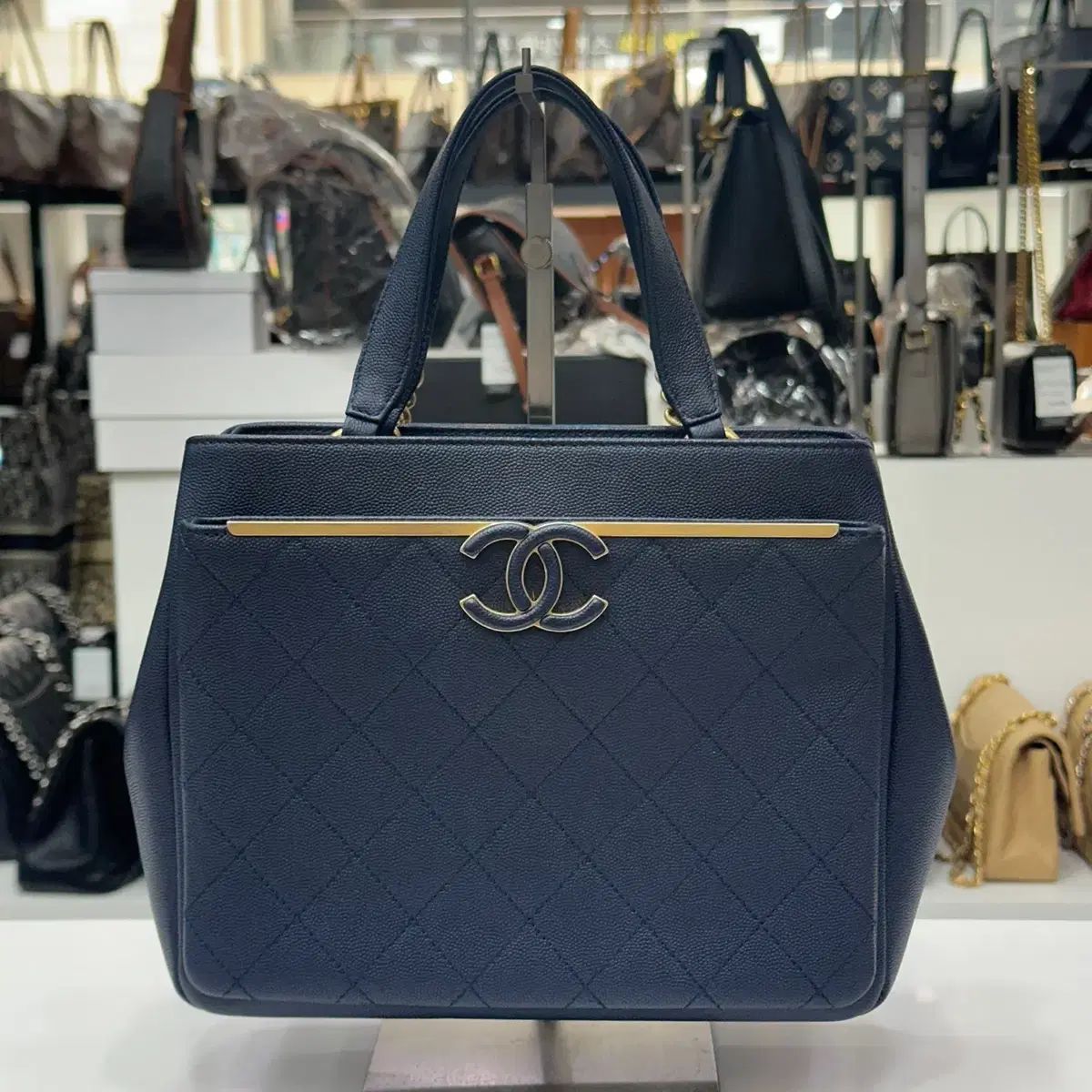 Chanel(シャネル) マトラッセ チェーン トートバッグ 2way 26