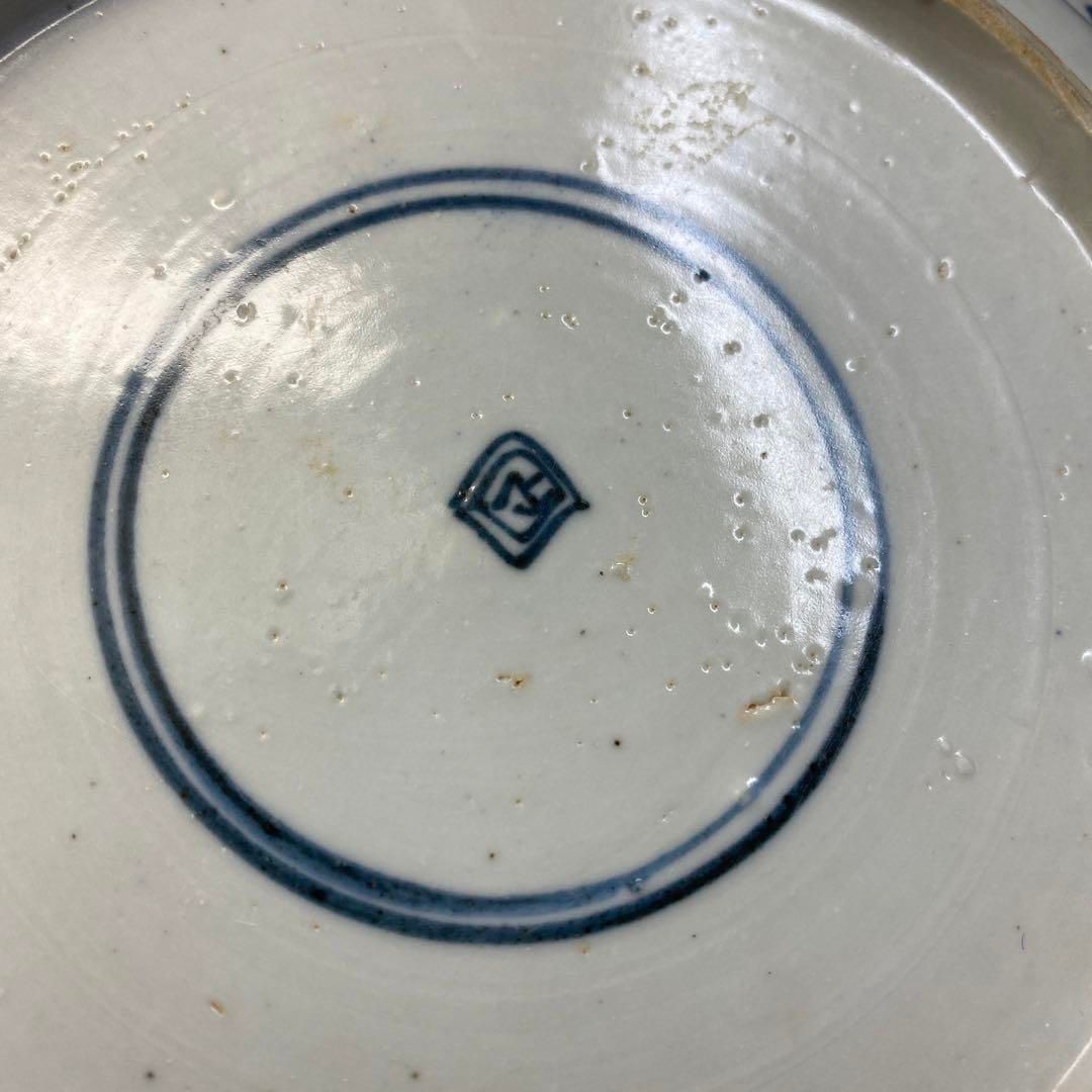 中国清朝時代　青花草花図七寸皿　直径21.4㎝　東Y6-0624①タエカ 中国清朝時代 青花草花図七寸皿 直径21.4㎝ 東Y6-0624①タエカ