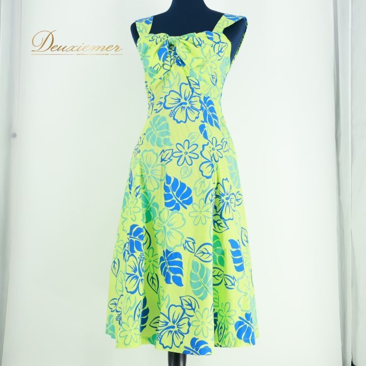 送料無料』【フラメンコ衣装】グリーン ワンピース ドレス 緑 光沢