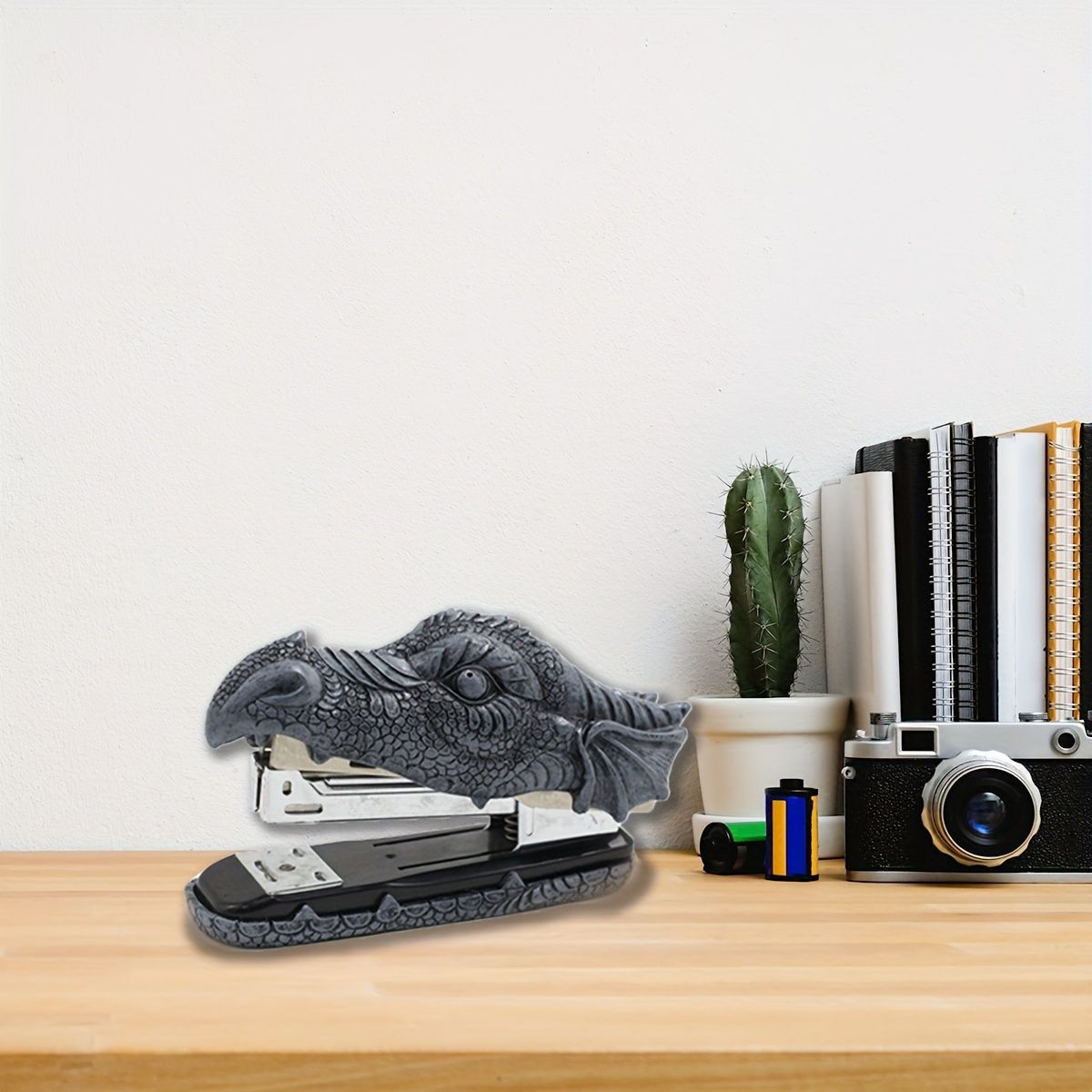 ホチキス レジン製 ステープラー ドラゴン 蛇 ワニ 爬虫類 レジン製