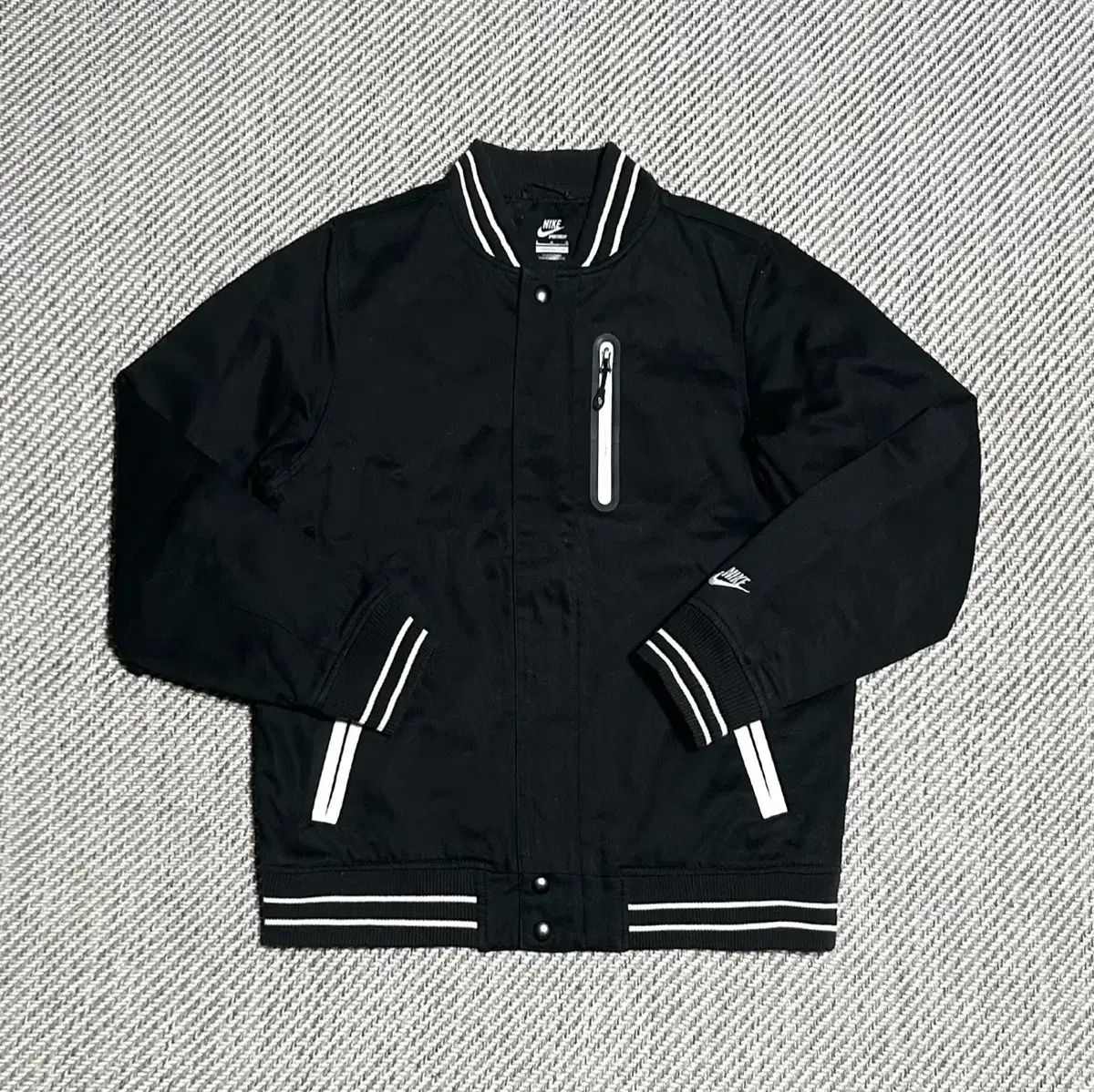 S Nike Nike(ナイキ） バーシティ キルティング ジャケット ブルゾン