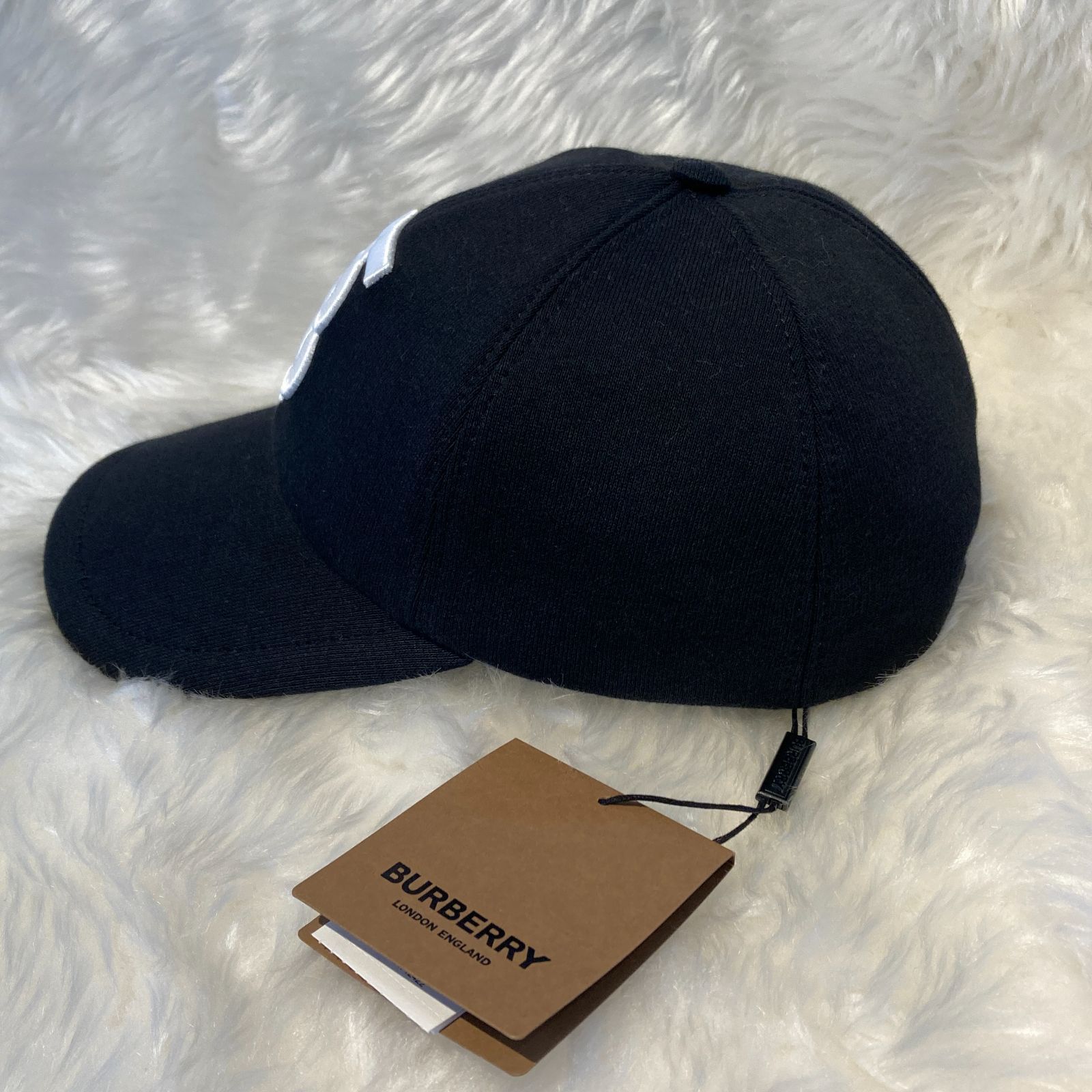 ✨新品✨ BURBERRY バーバリー ベースボールキャップ ブラック