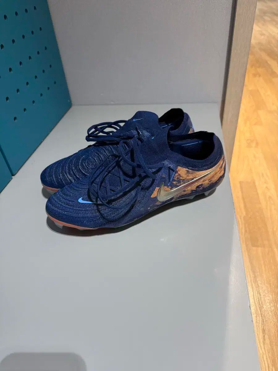 NIKE ナイキ ファントム gx エリート エリングホランド 275