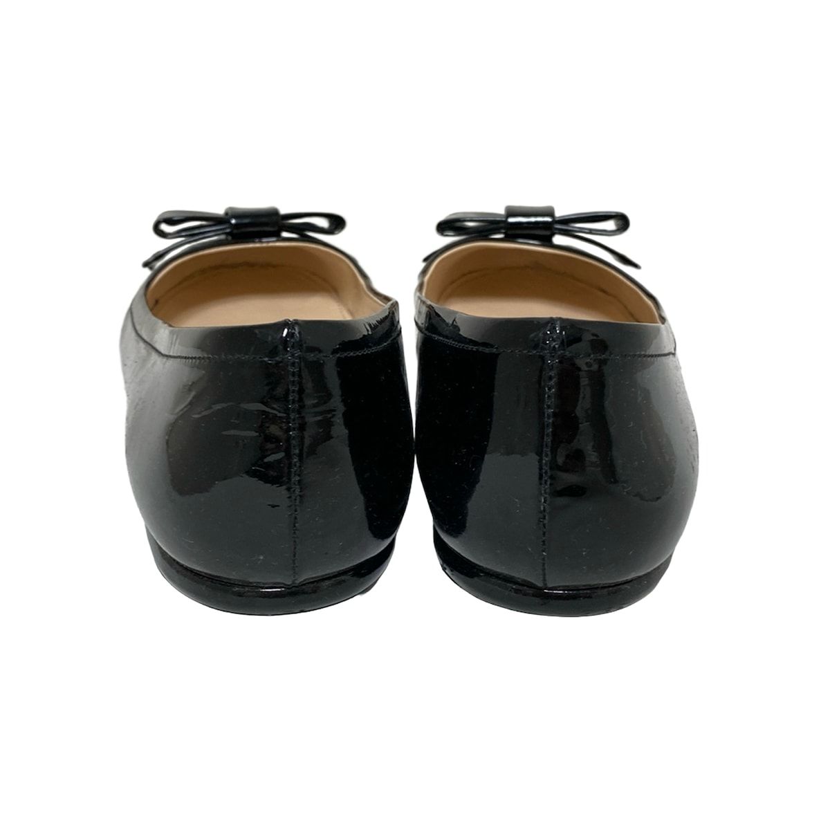 PRADA バレエシューズ リボン フラット ロゴ金具 エナメル 黒 36.5 PRADA(プラダ) フラットシューズ 38 1/2 レディース - 黒 リボン