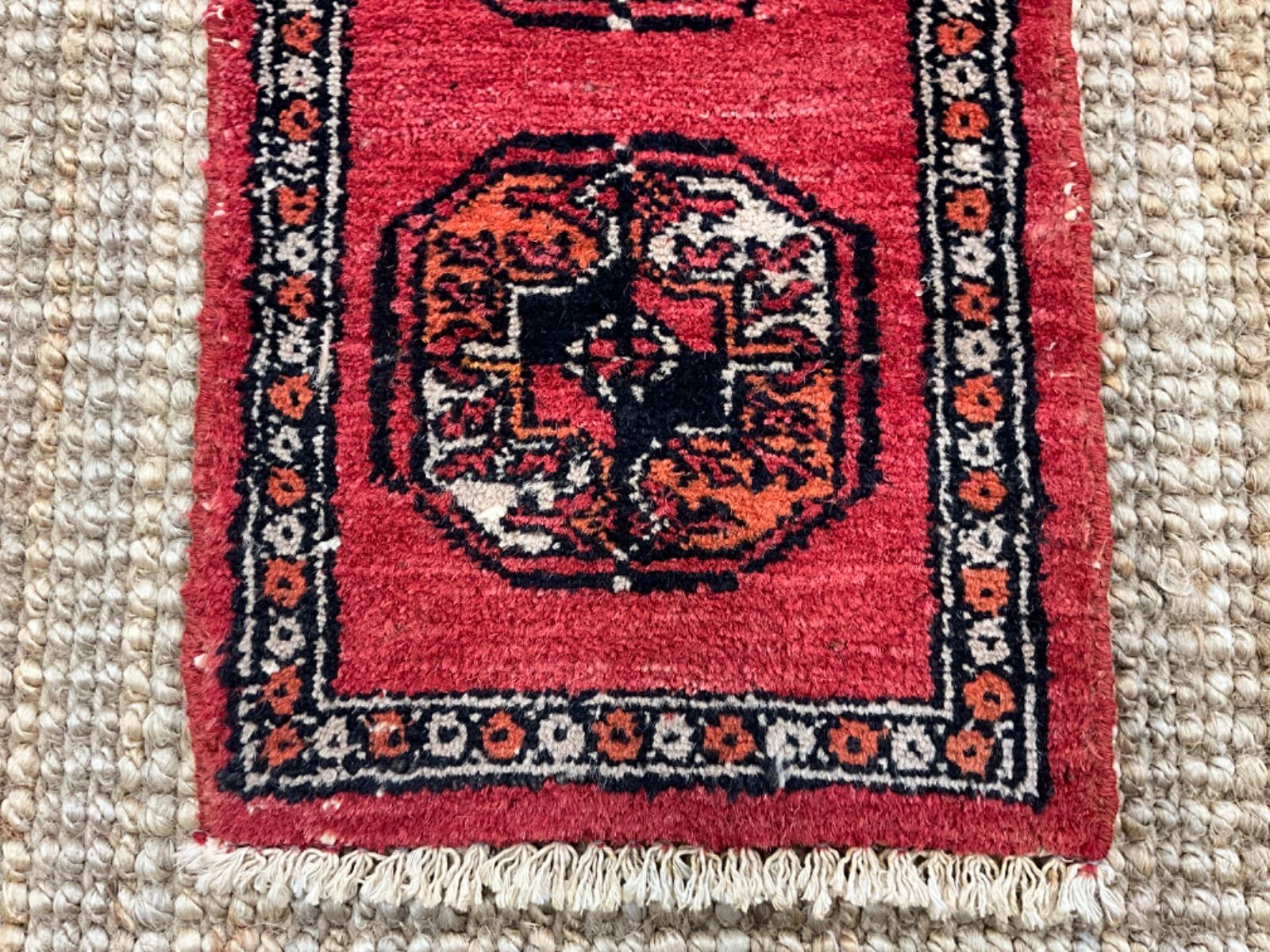 ハンドメイド 手織り絨毯