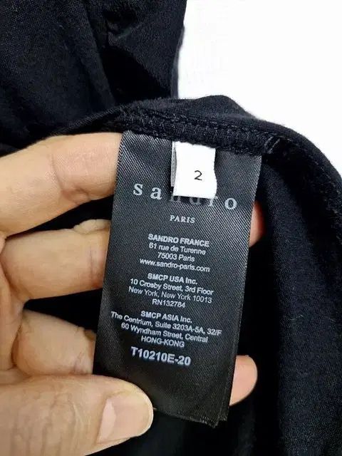 ノースリーブトップ