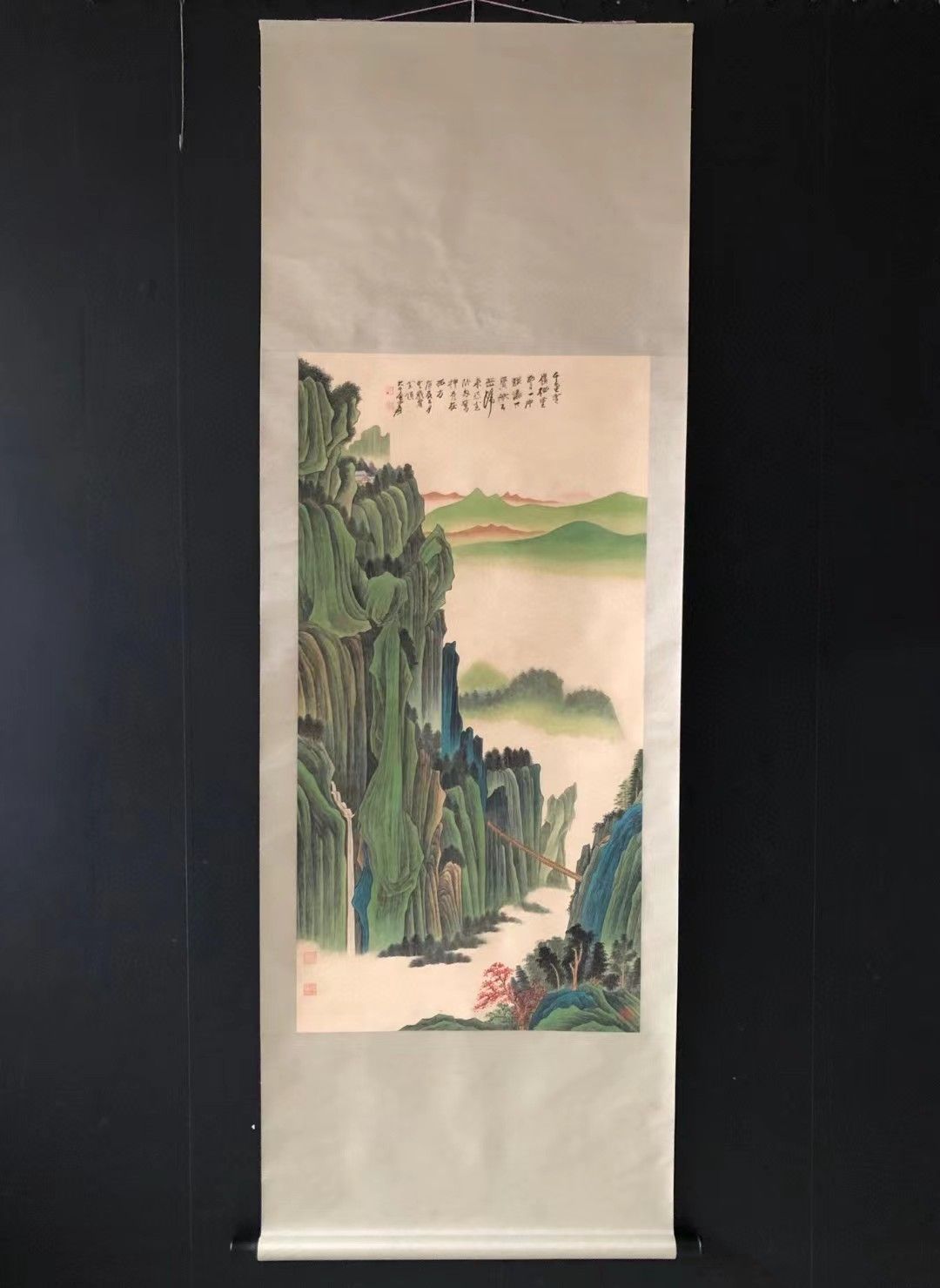 旧蔵　名家 張大千 美人図　氏の書掛け軸　卷绘　領収書付き 张大千领衔北京保利中国书画夜巨匠阵容| ☆中国書画委員会印