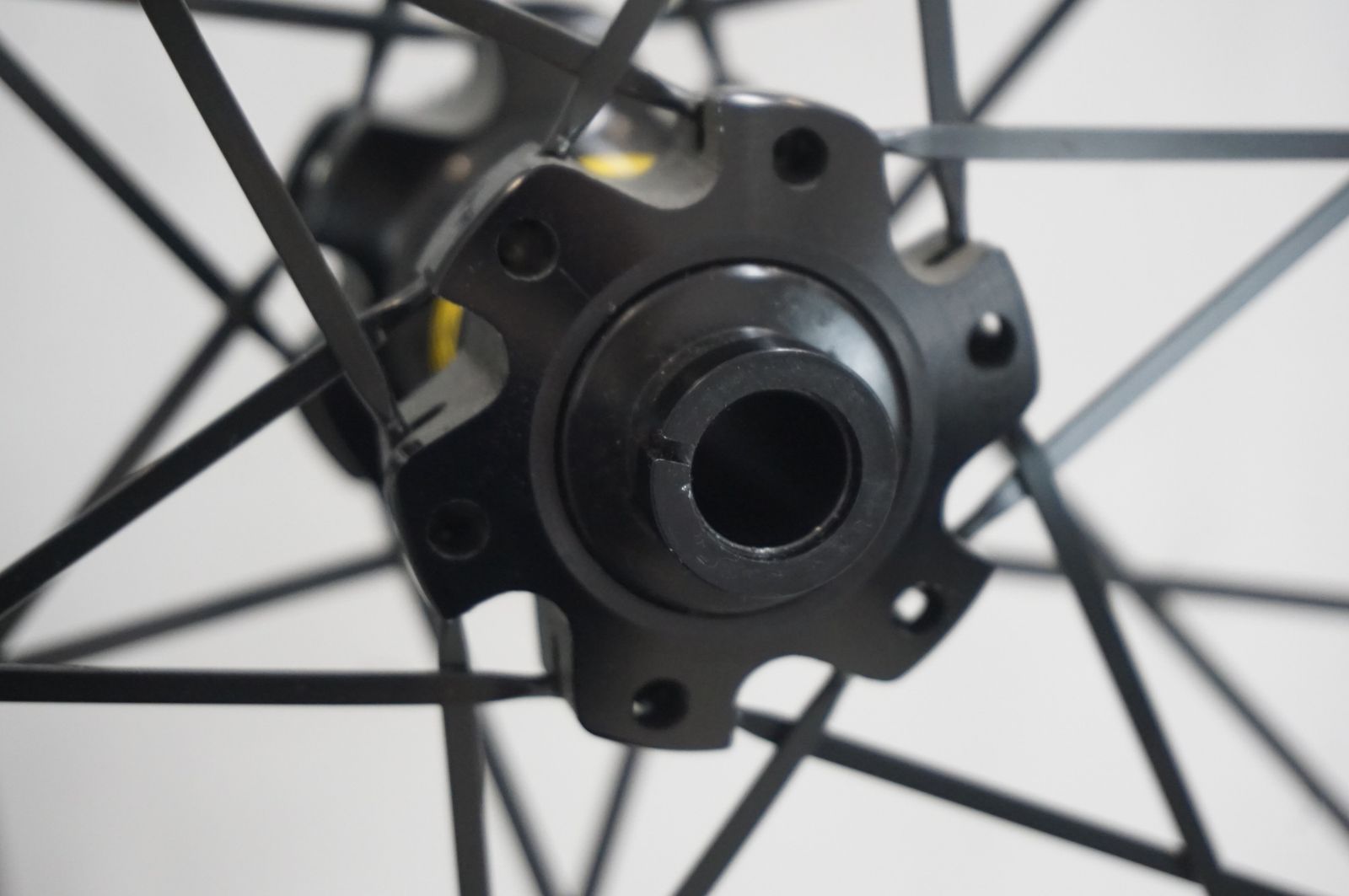 MAVIC 「マヴィック」 COSMIC PRO CARBON UST DISC ホイールセット / 福岡アイランドシティ店