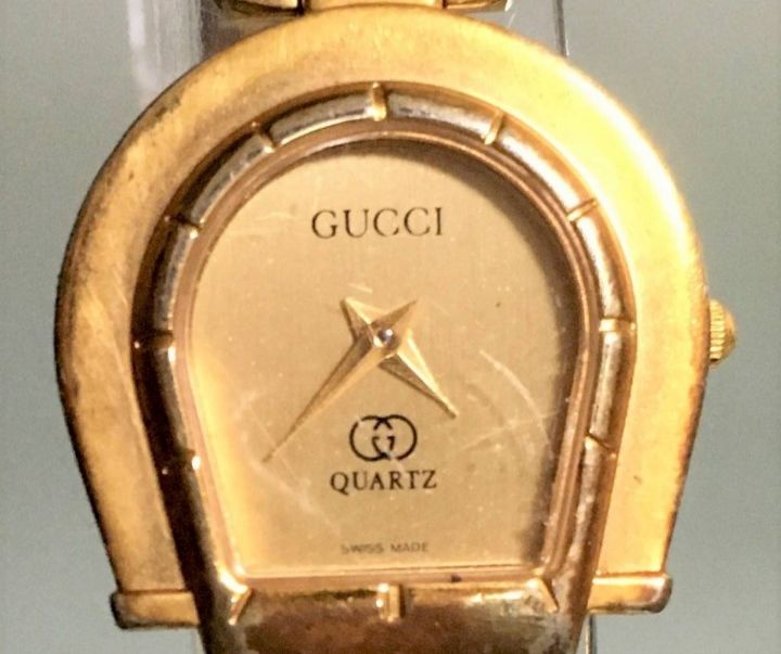 ☆GUCCI グッチ☆7000☆ホースシュー 馬蹄☆クオーツ☆ゴールド文字盤 