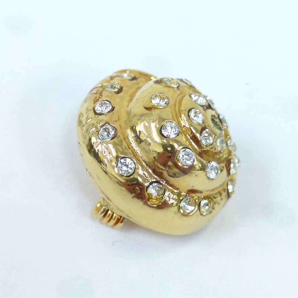 ジャンニヴェルサーチェ クリスタルラインストーン ピンブローチ