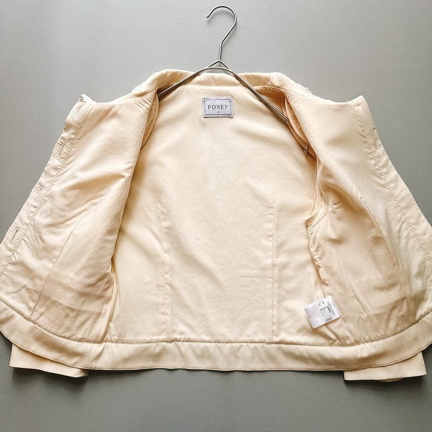 極美品 FOXEY フォクシー ツイードジャケット くるみボタン 丸衿