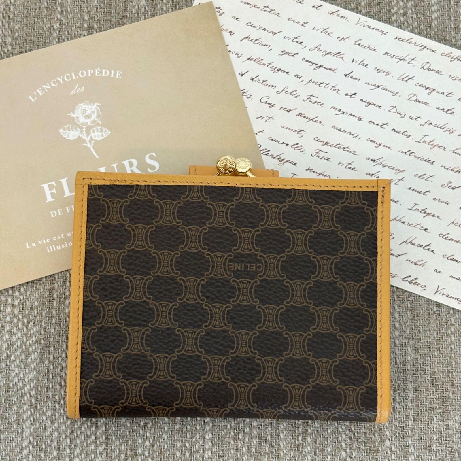 極美品】CELINE Vintage Triomphe Short Wallet セリーヌ