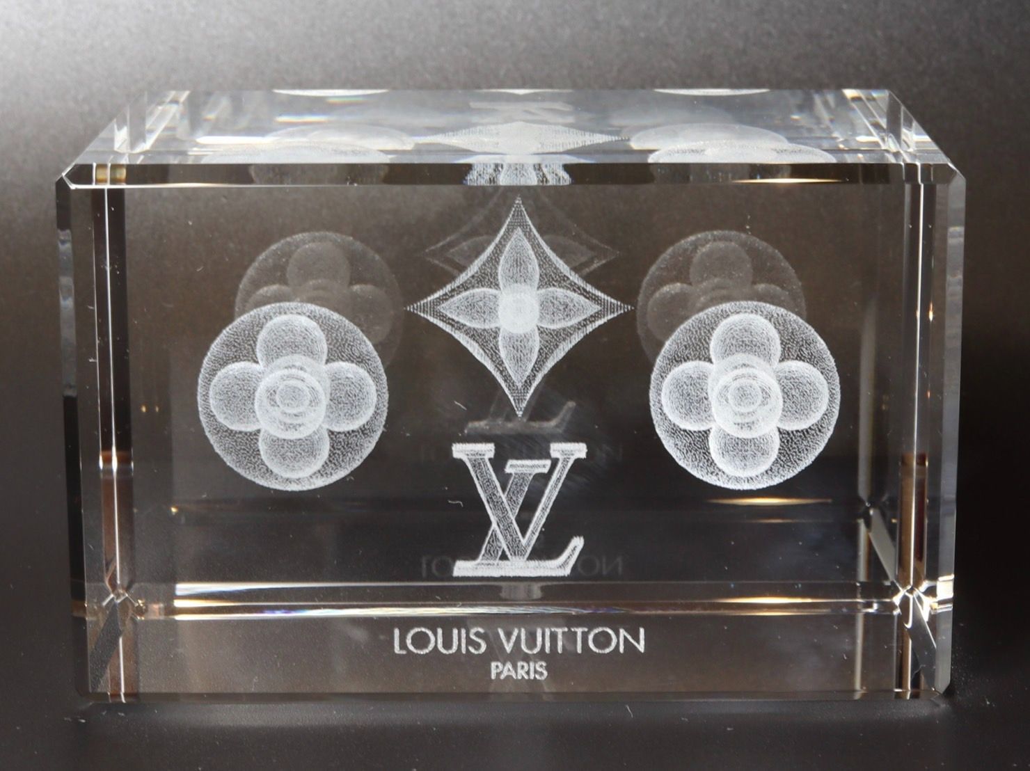 非売品クリスタルガラス LOUIS VUITTON 3D レーザー彫刻 - その他