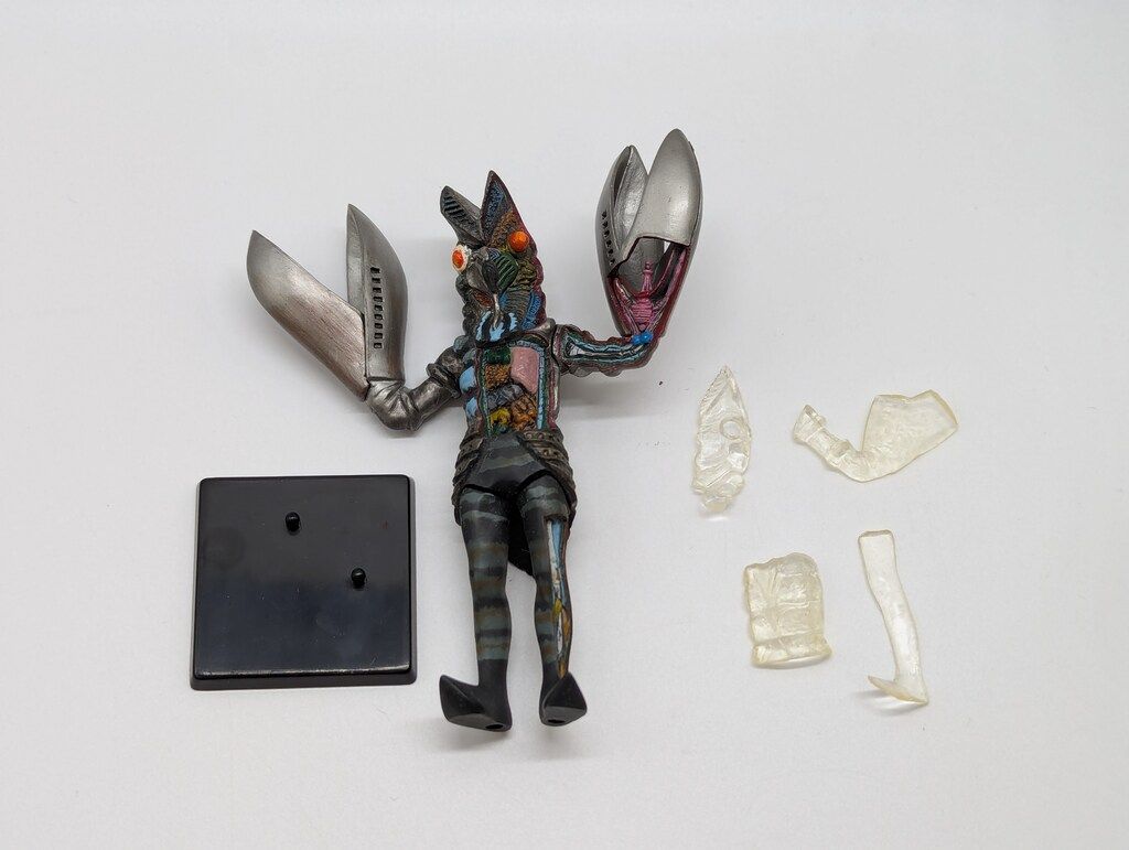 大量入荷 バンダイ ウルトラ怪獣解剖図鑑 バルタン星人 - メルカリ 特撮