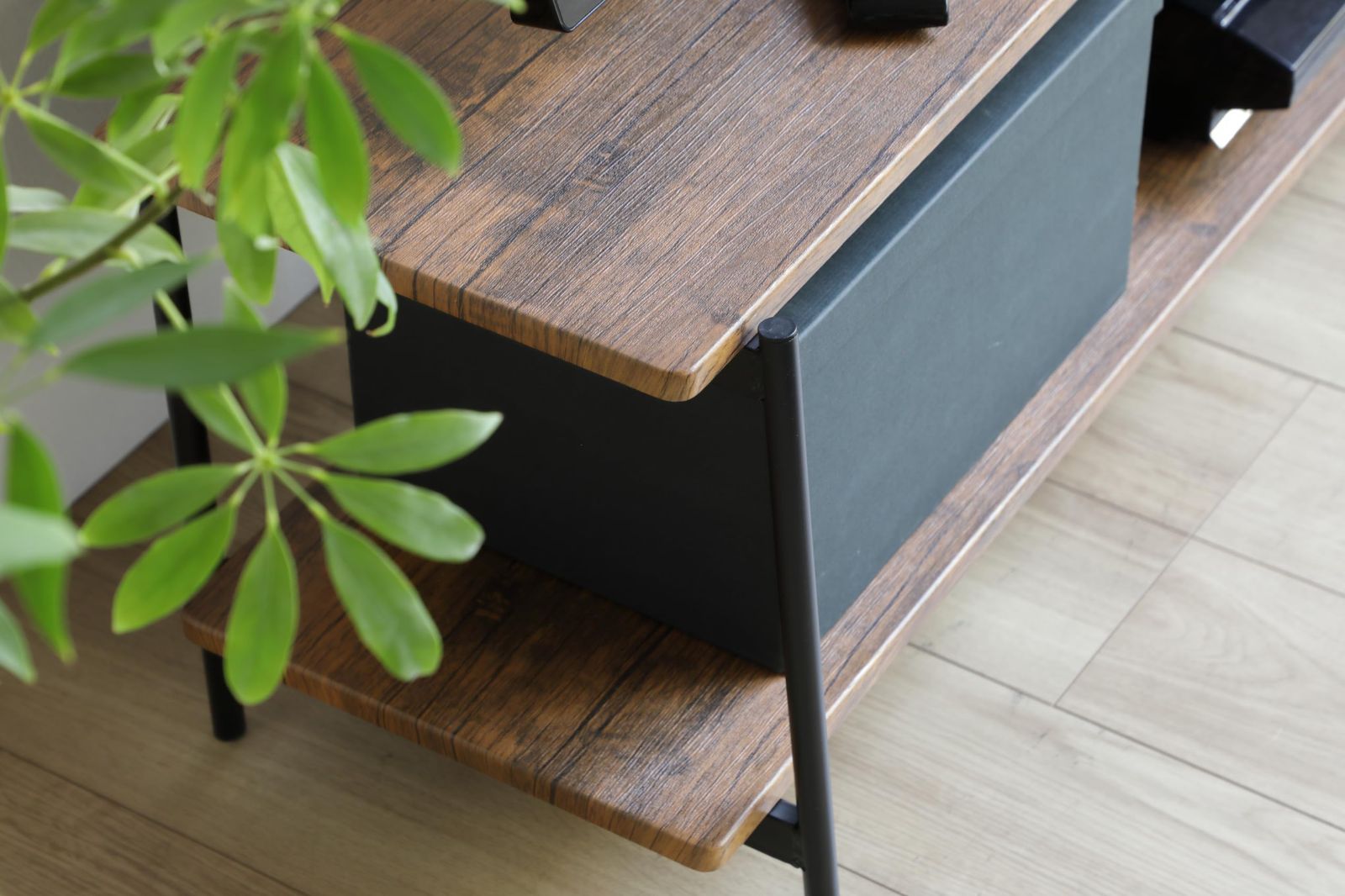 ブラウン TVボード