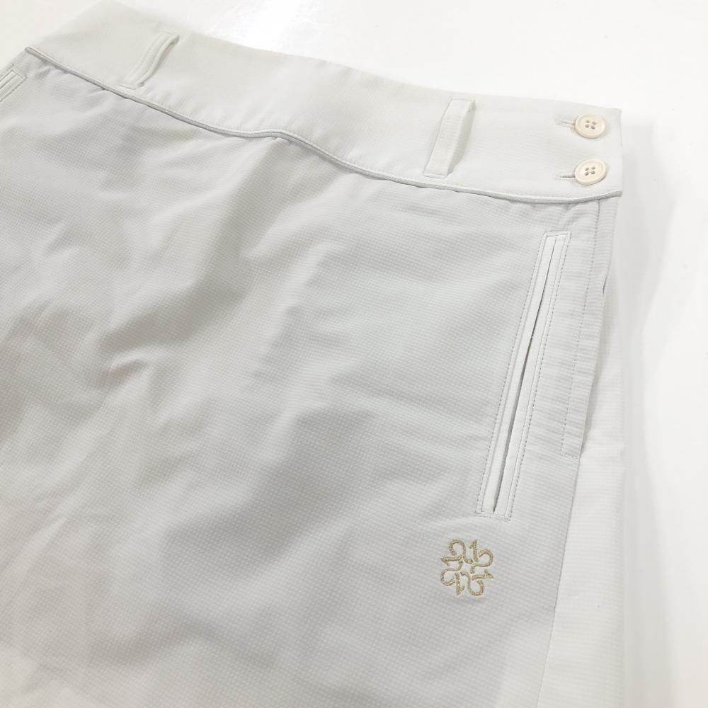 St.Andrews - 【超美品】セントアンドリュース スカート 白 フリンジボーダー調 ロゴゴールド レディース S ゴルフウェア St ANDREWS 超美品】セントアンドリュース スカート 白 フリンジボーダー調