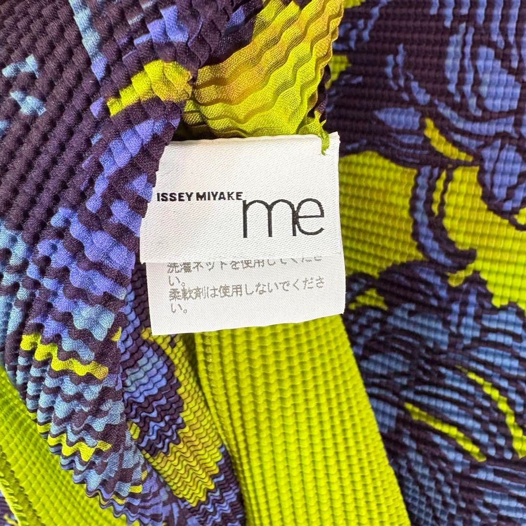 美品 me by 配送 ISSEY MIYAKE ミーバイイッセイミヤケ ハイネック
