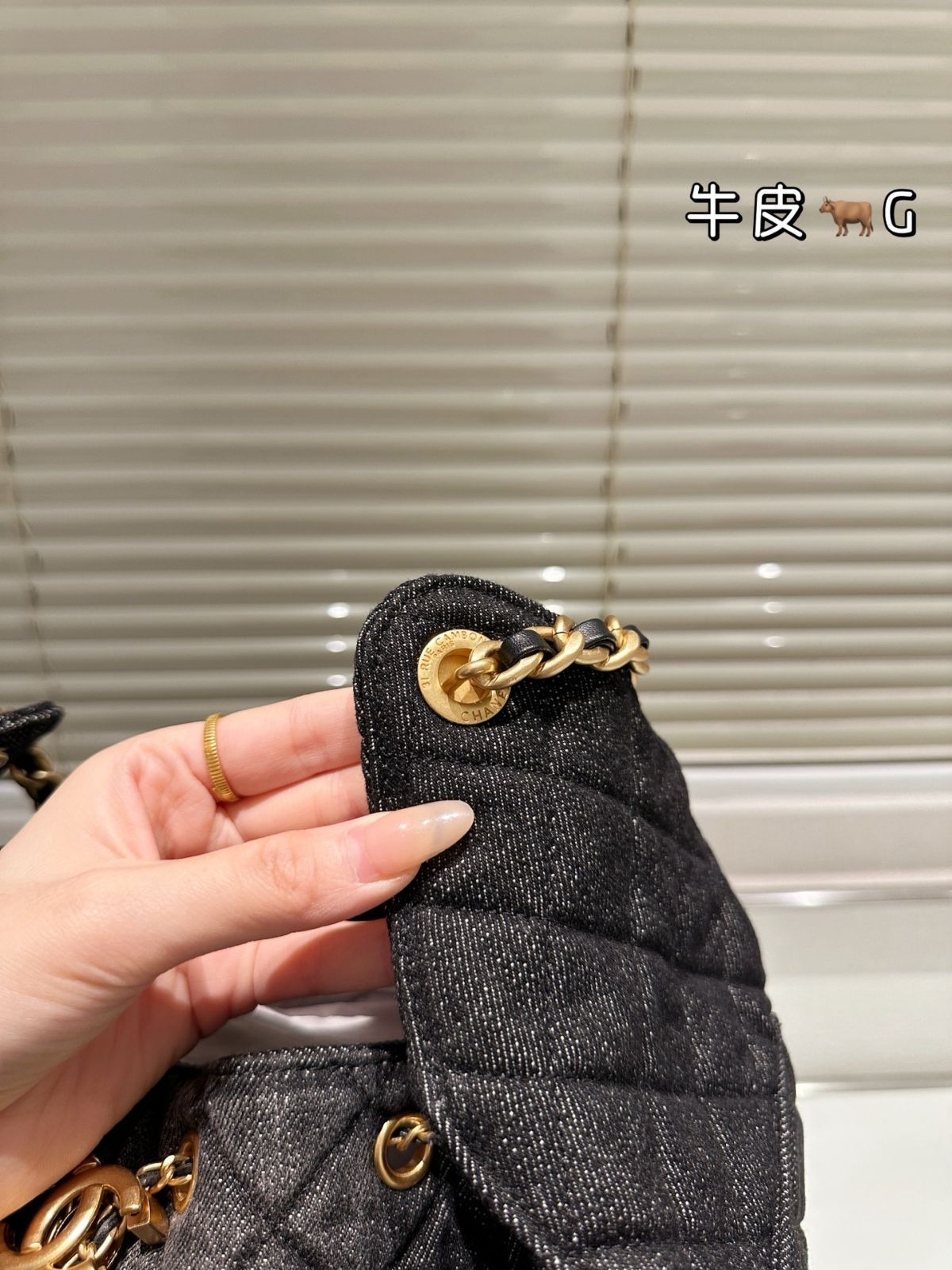 今日特価】Chanel 25s Black Gradient Denim Hobo / シャネル