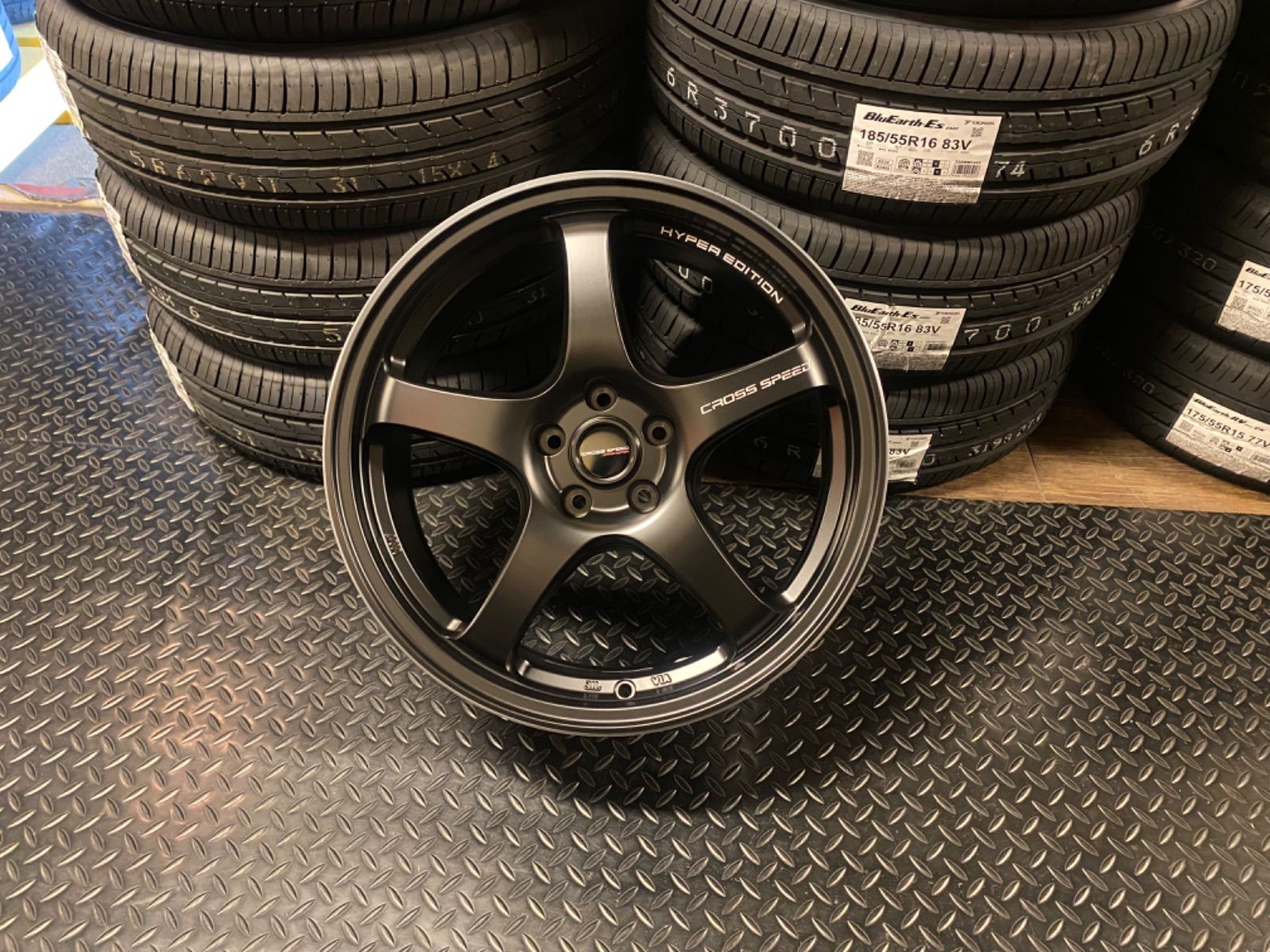 ◇送料込み◇ 18inch ブラポリ　新品ホイール4本 WEDS 18インチ 5穴 114.3 7.5J ライツレー DI ブラック