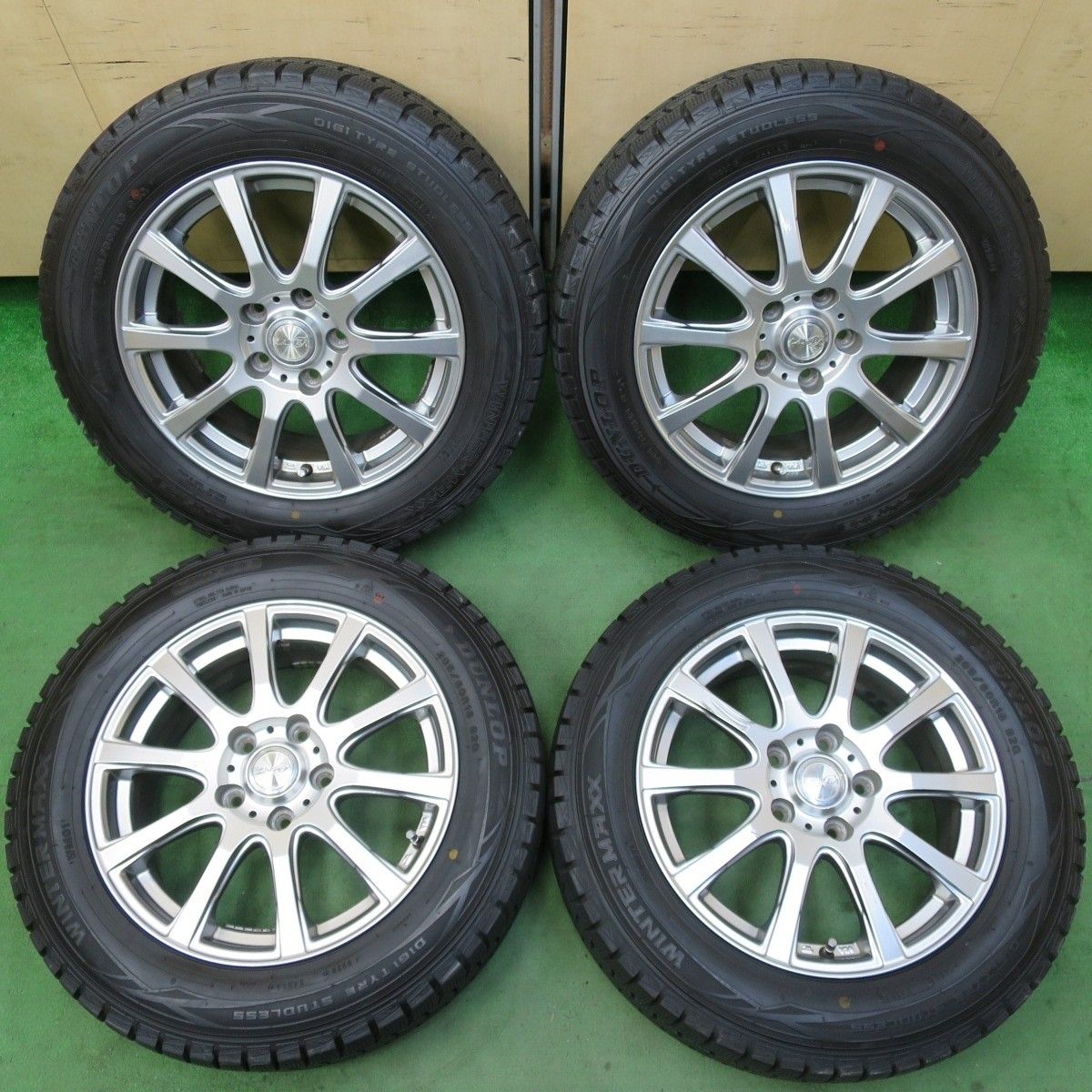 2025年製4本 205/50R17 ダンロップWINTER MAXX03バリ溝 DUNLOP WINTER