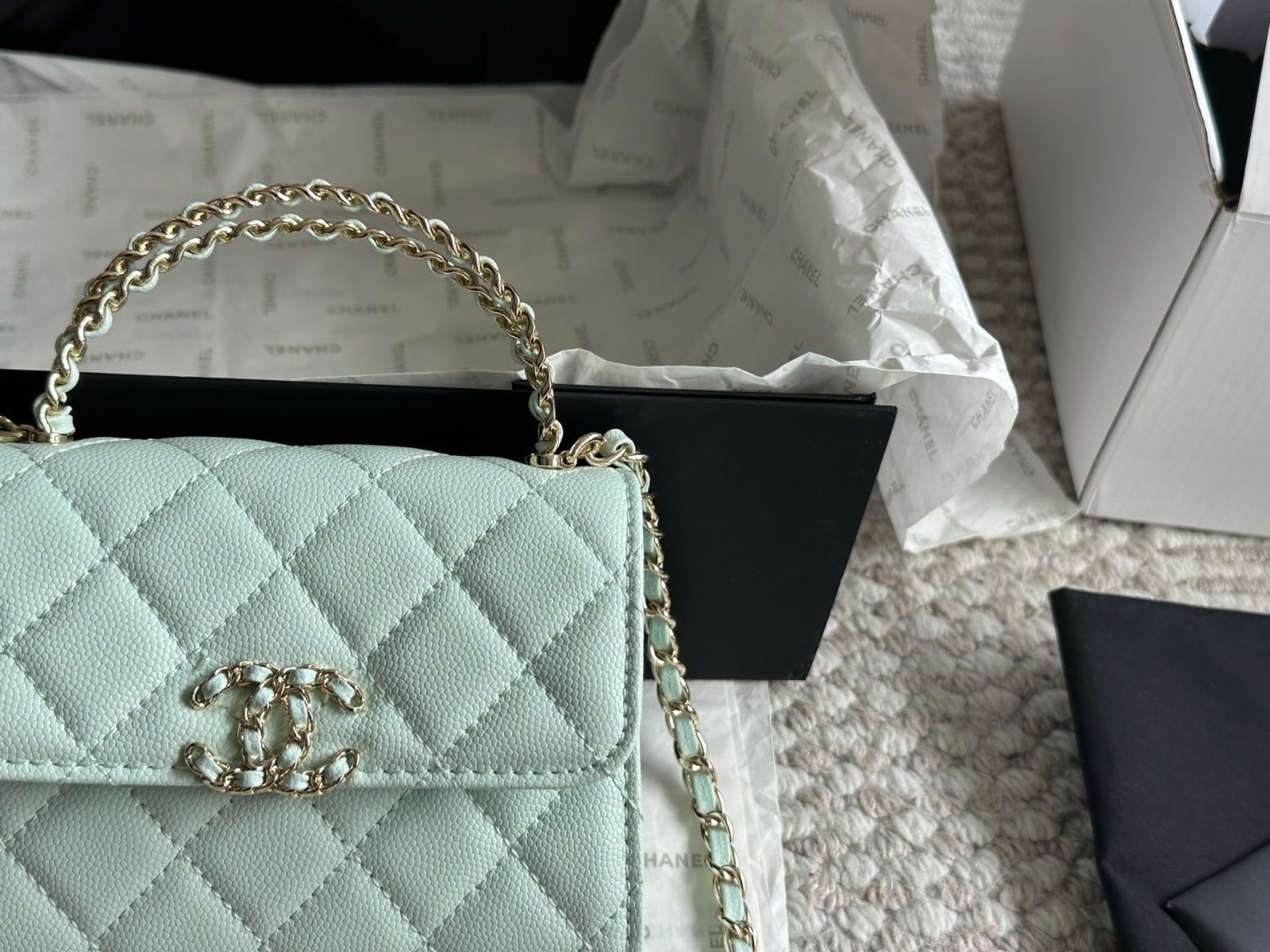 今日特価】Chanel 23kelly シャネル 23 ケリー スマホバッグ