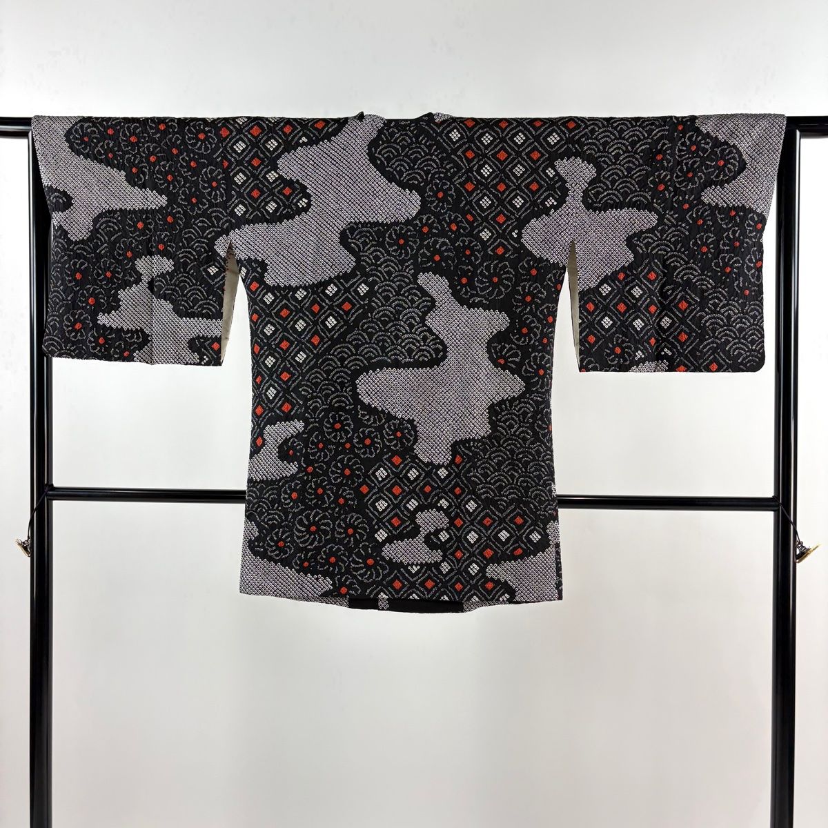 道行 身丈84cm 裄丈65cm M 和装コート 角衿 青海波 花 総絞り 黒 正絹 秀品